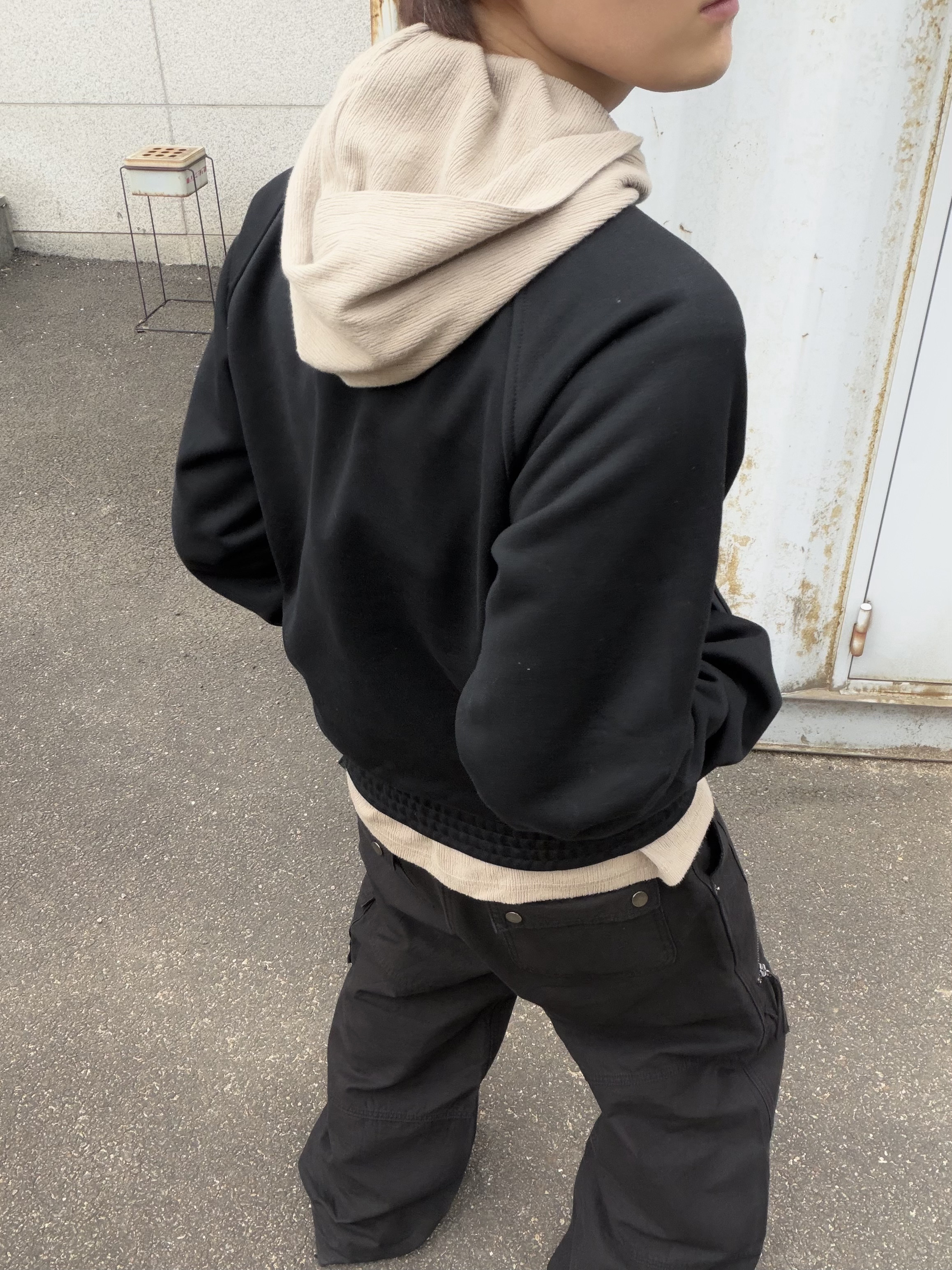 SOULESURES BOLD BELUGA Espresso Brown, Alex Zono I Dig Running Trucker Hat OG Brown 착용 스타일 - 5