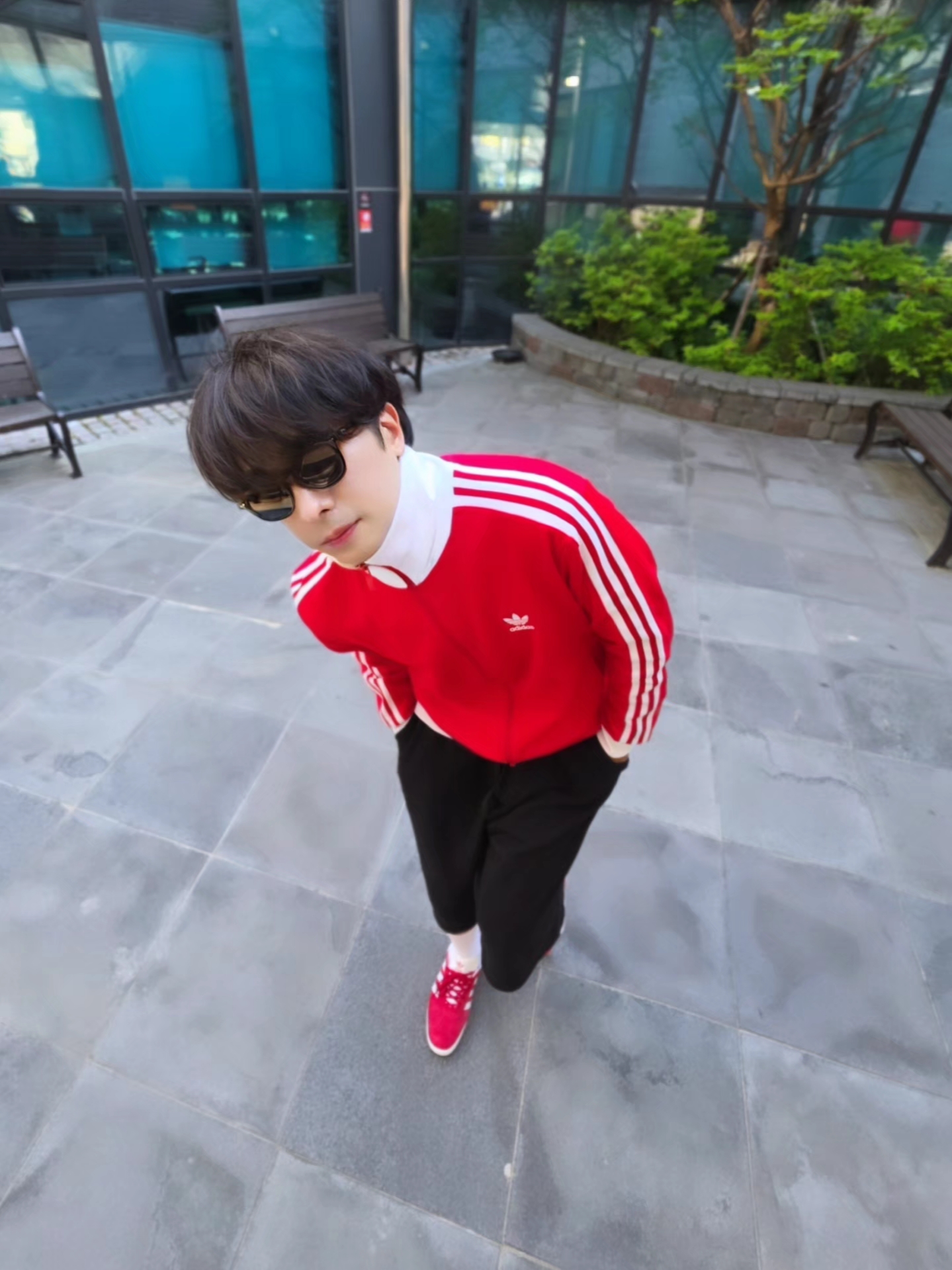 Adidas Adicolor Classic Beckenbauer Track Top Better Scarlet White - US Sizing, Adidas Adicolor Classic Beckenbauer Track Top Better Scarlet White - KR Sizing 착용 스타일 - 5