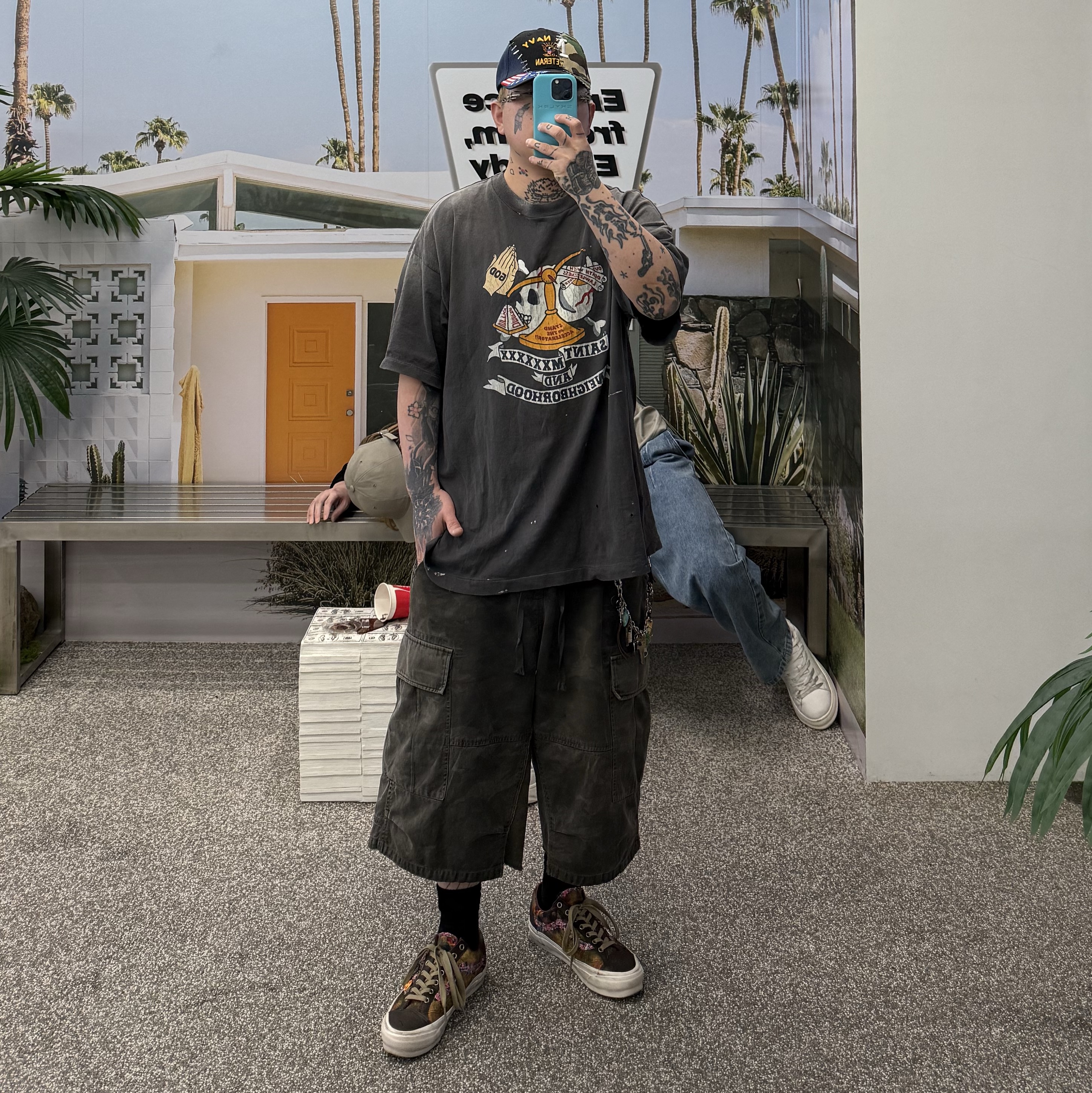 Vans Premium Old Skool 36 LX Souvenir Warm Brown, Neighborhood x Saint Mxxxxxx STHD Pray T-Shirt Black - 25SS 착용 스타일 - 1