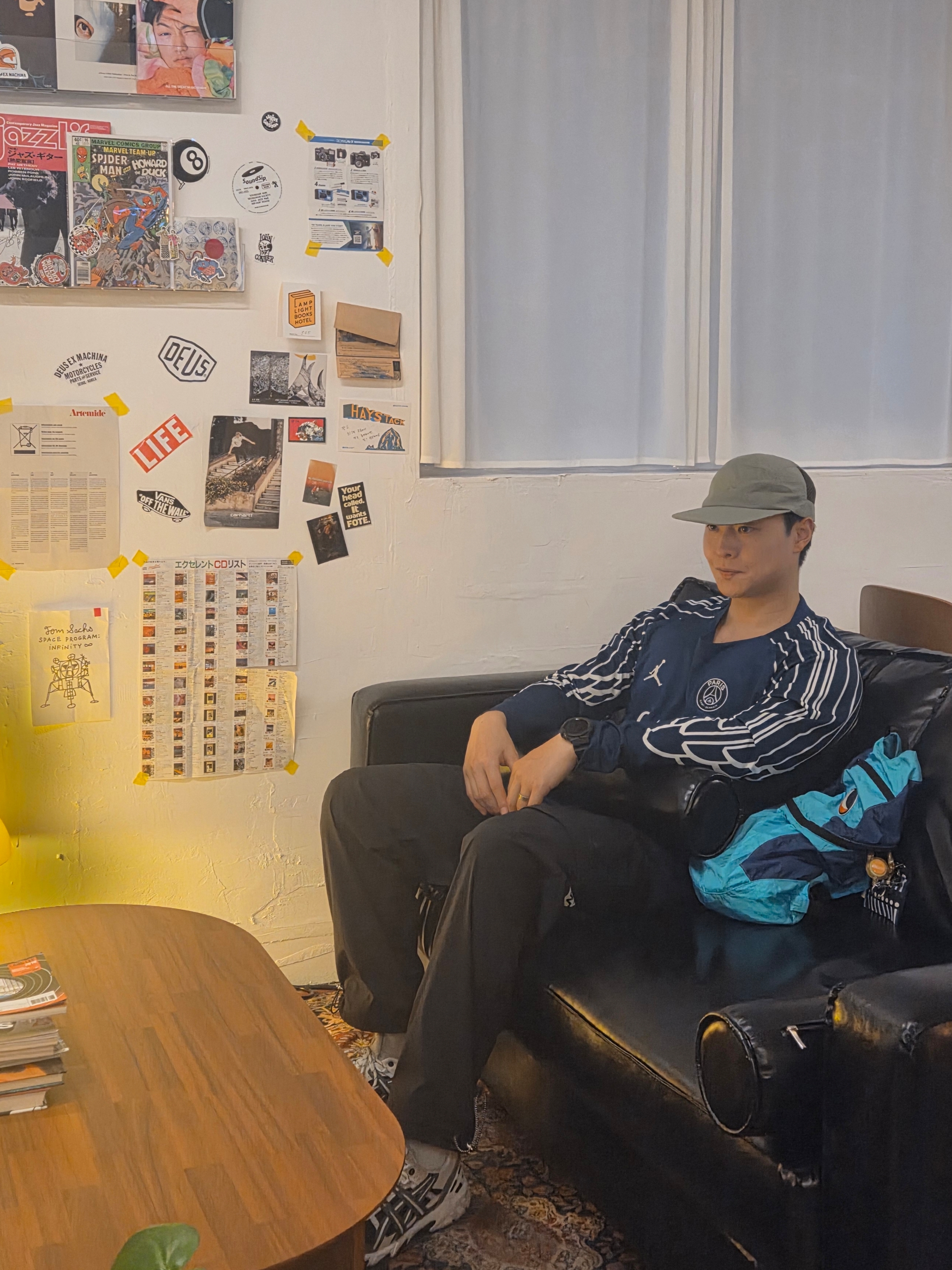 Jordan x Paris Saint-Germain 2024/25 Stadium 4th Dri-Fit Replica Long-Sleeve Jersey Blue Void Phantom (Non Marking Ver.), Ader Error x Zara Backpack Black 착용 스타일 - 4