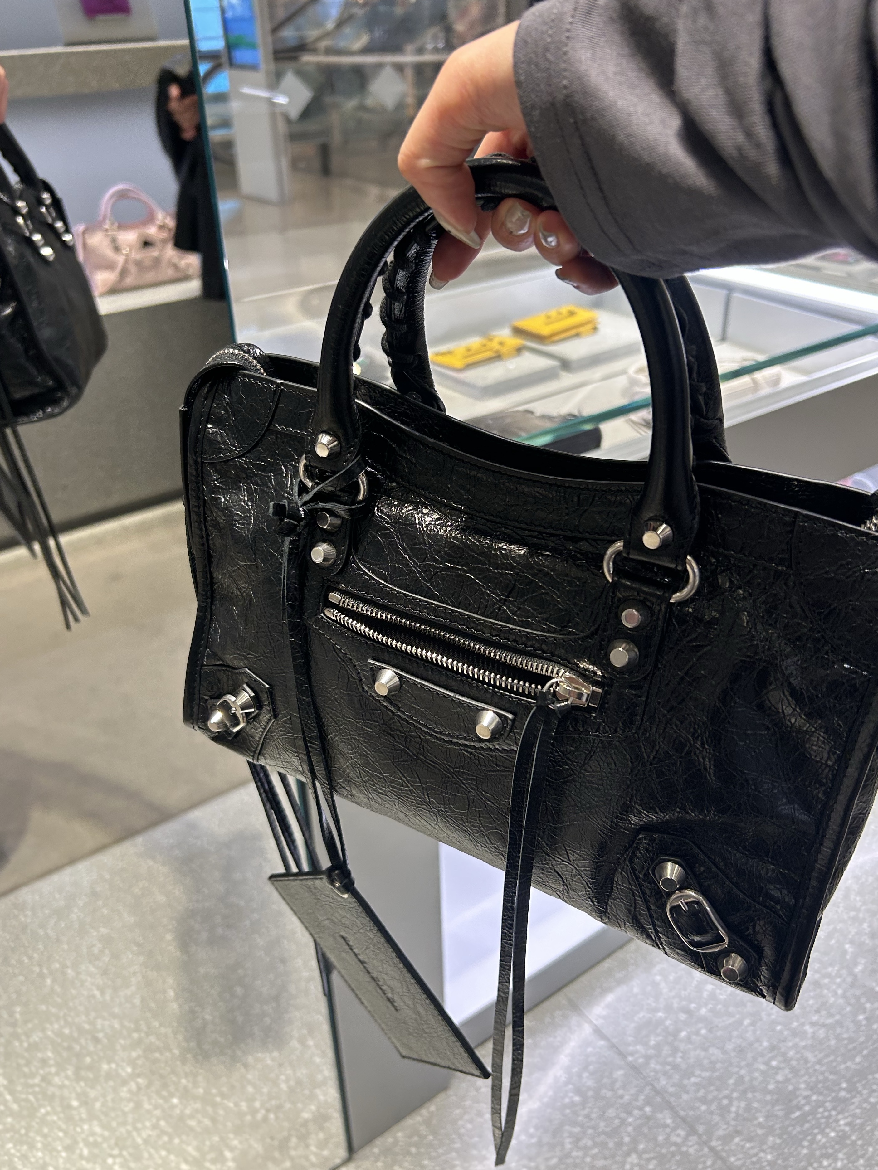 Balenciaga Le City Small Bag Black, Balenciaga Le City Mini Bag Black 착용 스타일