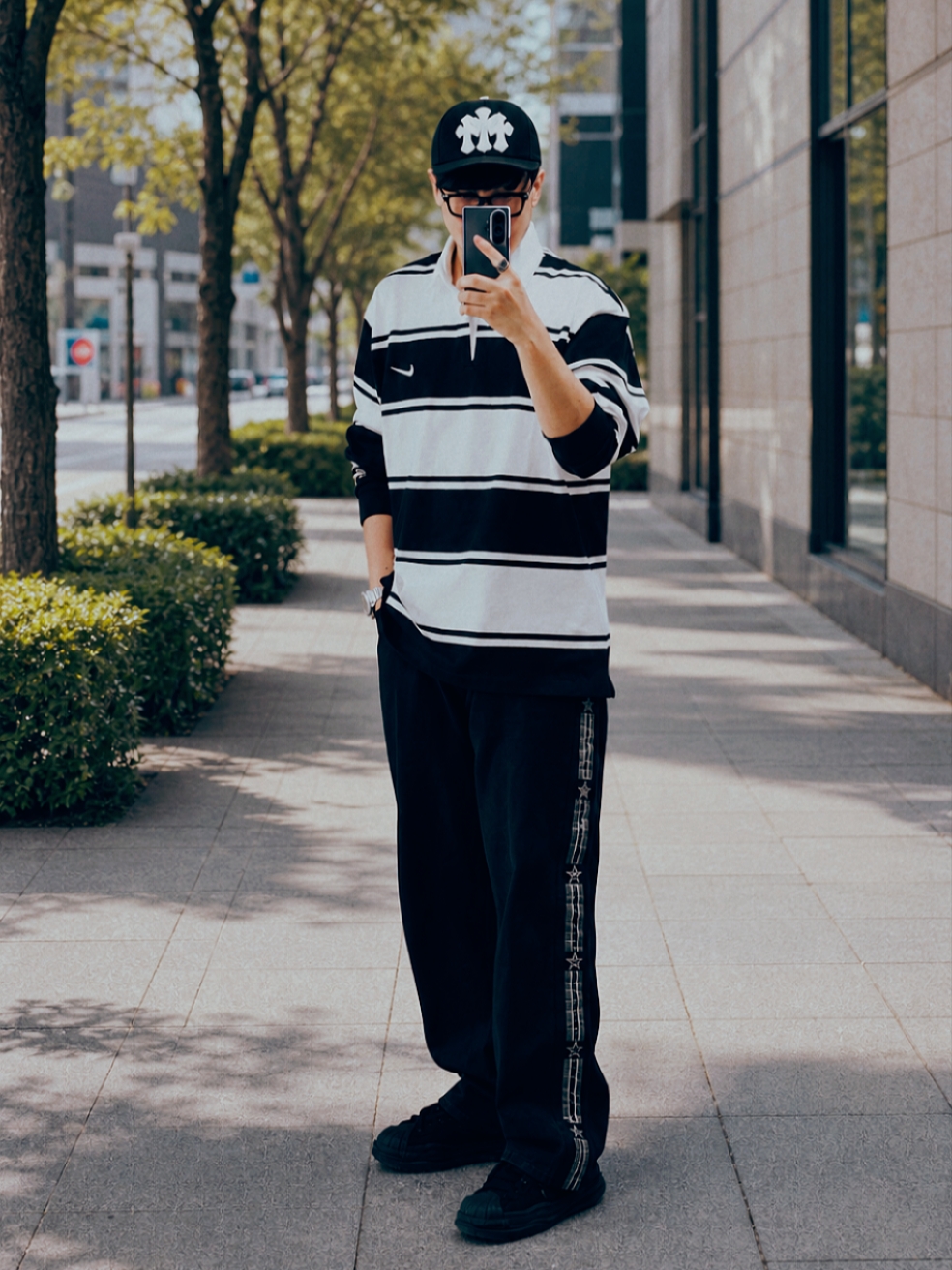 Chrome Hearts Cemetery Calf Hair Trucker Hat Black, Supreme x Nike Stripe Rugby Black - 25SS 착용 스타일