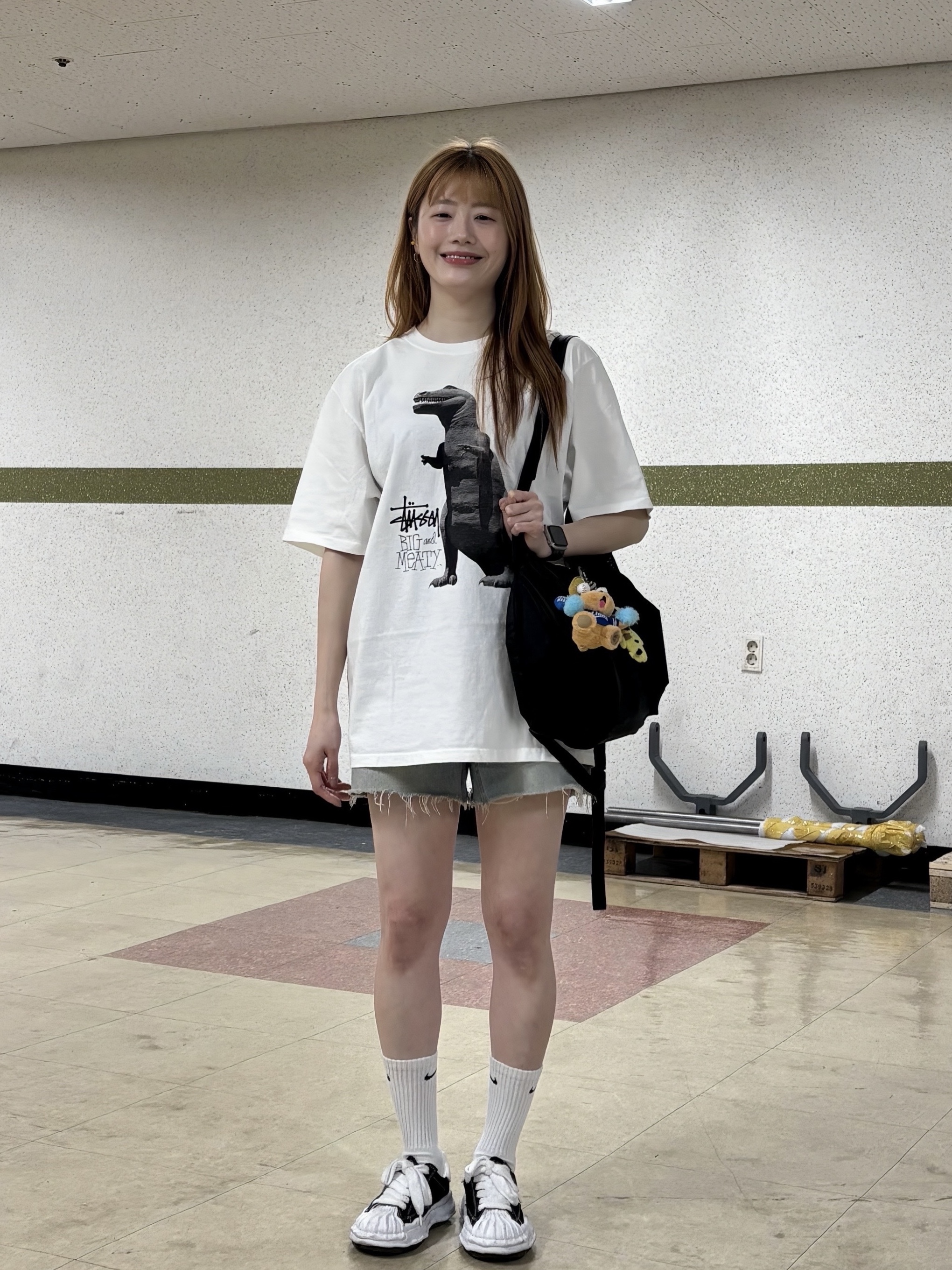 Stussy Big & Meaty Pigment Dyed T-Shirt Natural, Maison Mihara Yasuhiro Blakey OG Sole Canvas Low-top Sneakers Black White 착용 스타일 - 4