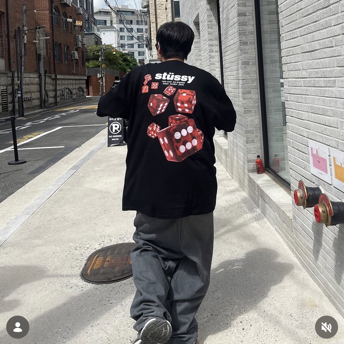 Stussy Rollers T-Shirt Black 착용 스타일