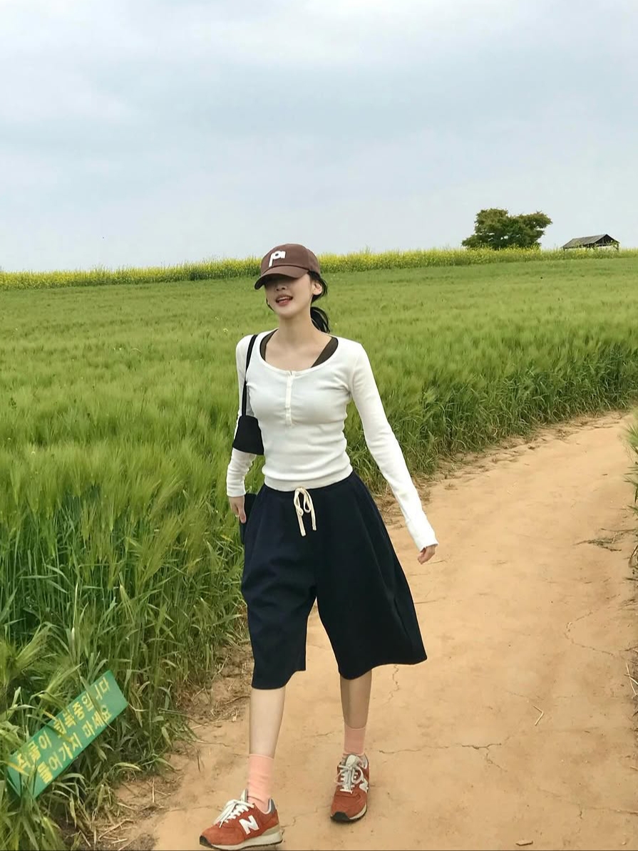 Knitted Bermuda Traning Half Pants Navy 착용 스타일 - 1