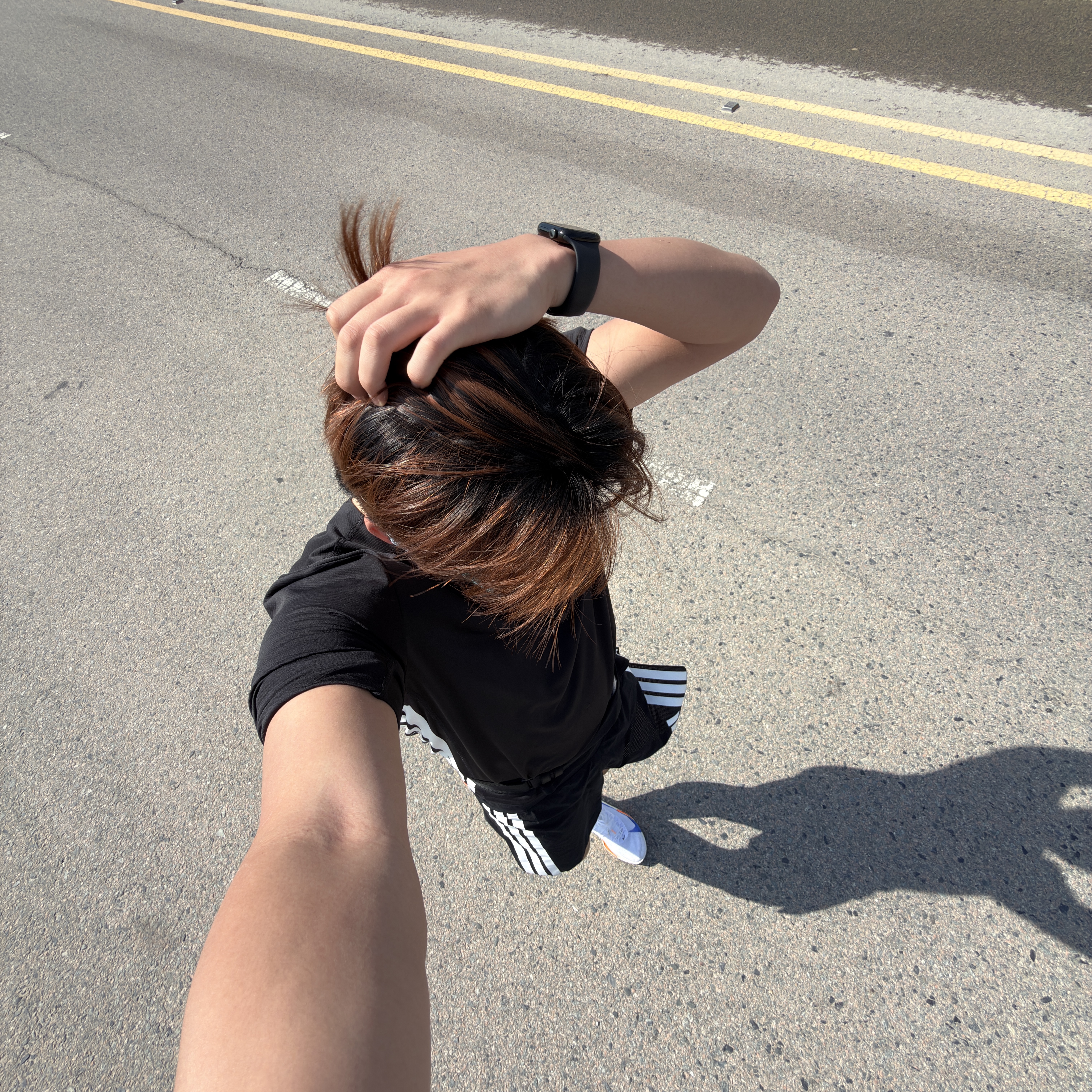 Adidas Adizero Running Gel Pocket Shorts Black - KR Sizing, Adidas Adizero Running T-Shirt Black - US Sizing 착용 스타일 - 1