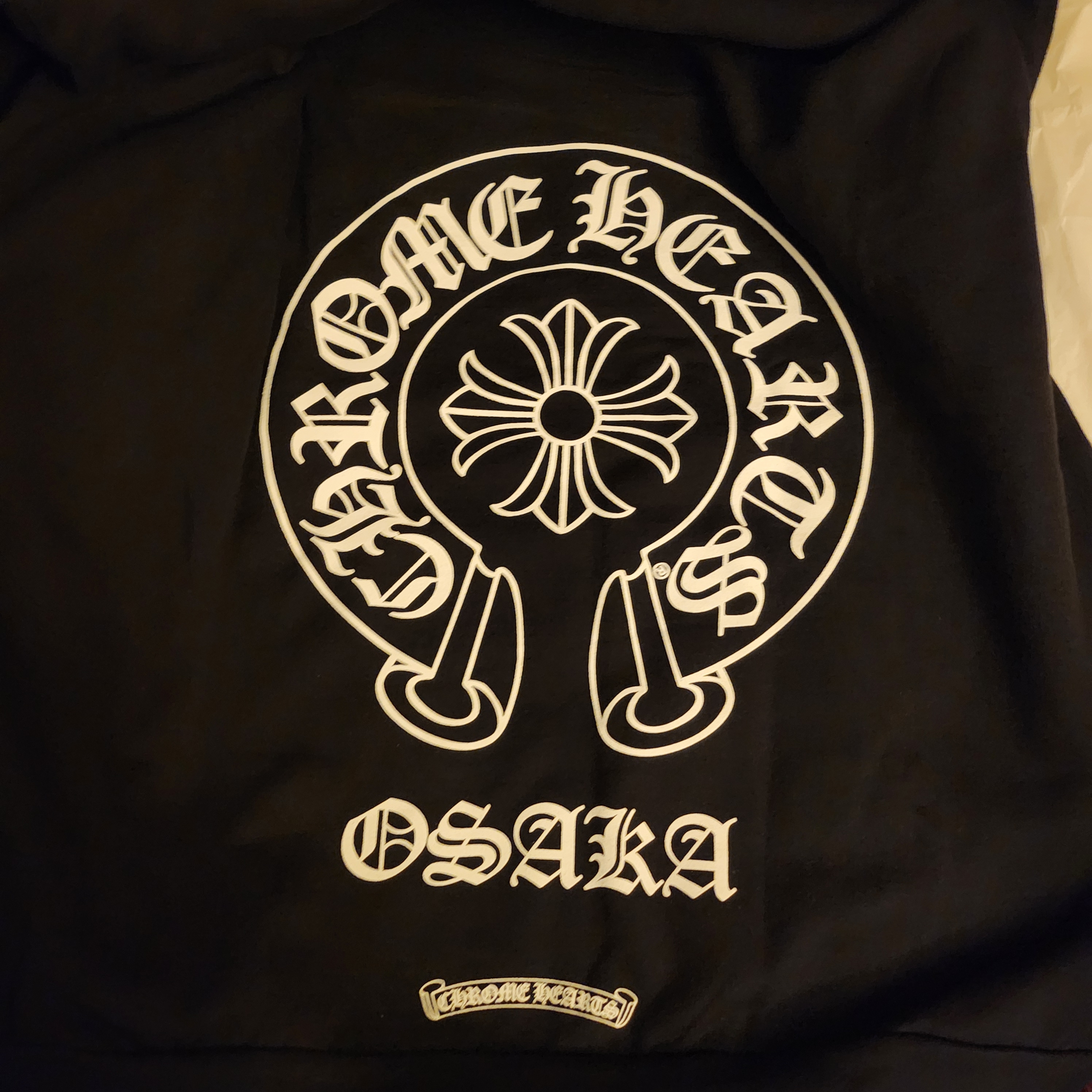 Chrome Hearts Horseshoe Hoodie Black - Osaka Exclusive 착용 스타일 - 1