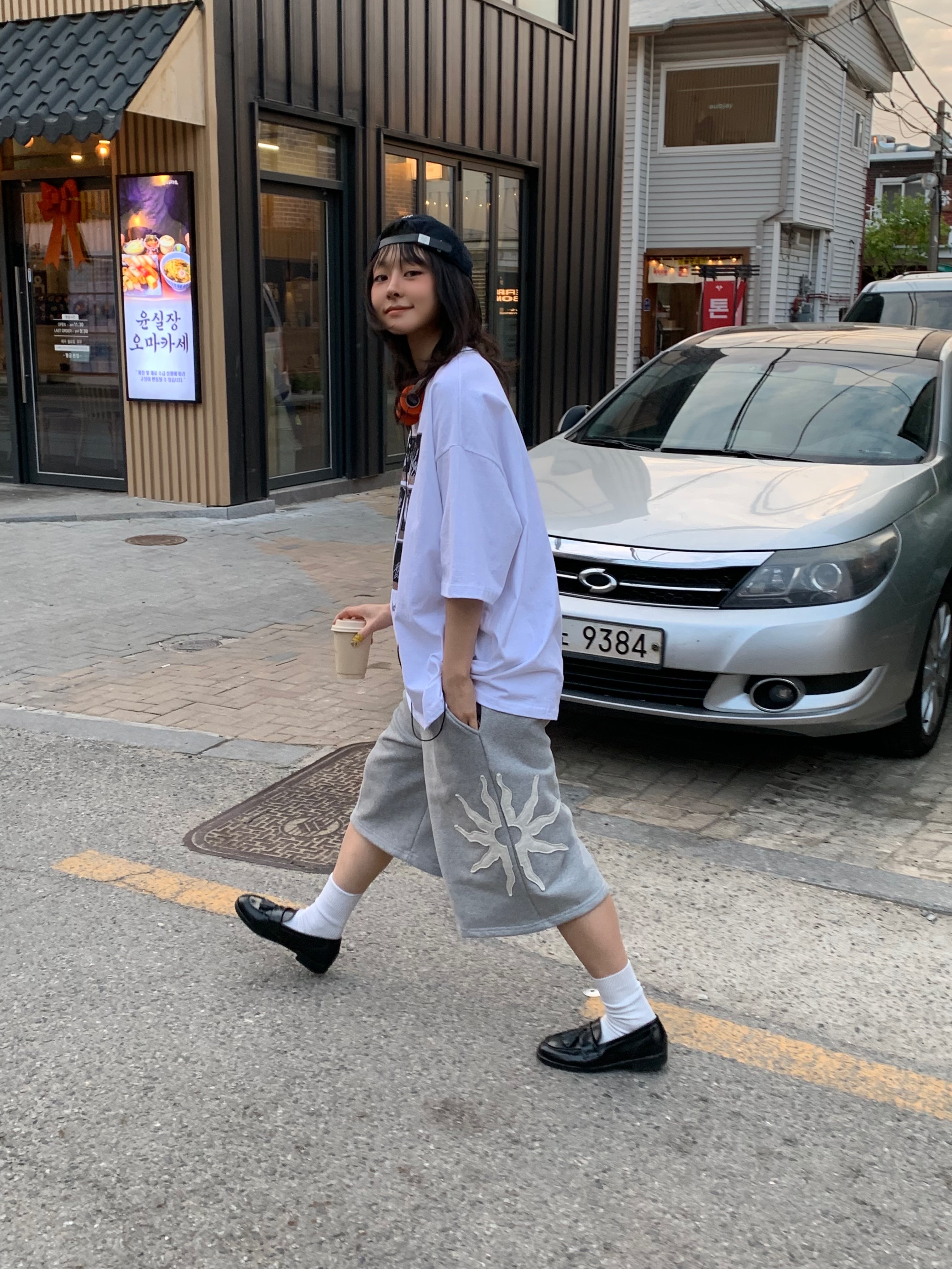 Sunday Ceremony Sy Logo 5 Panel Cotton Cap - Navy 착용 스타일 - 1