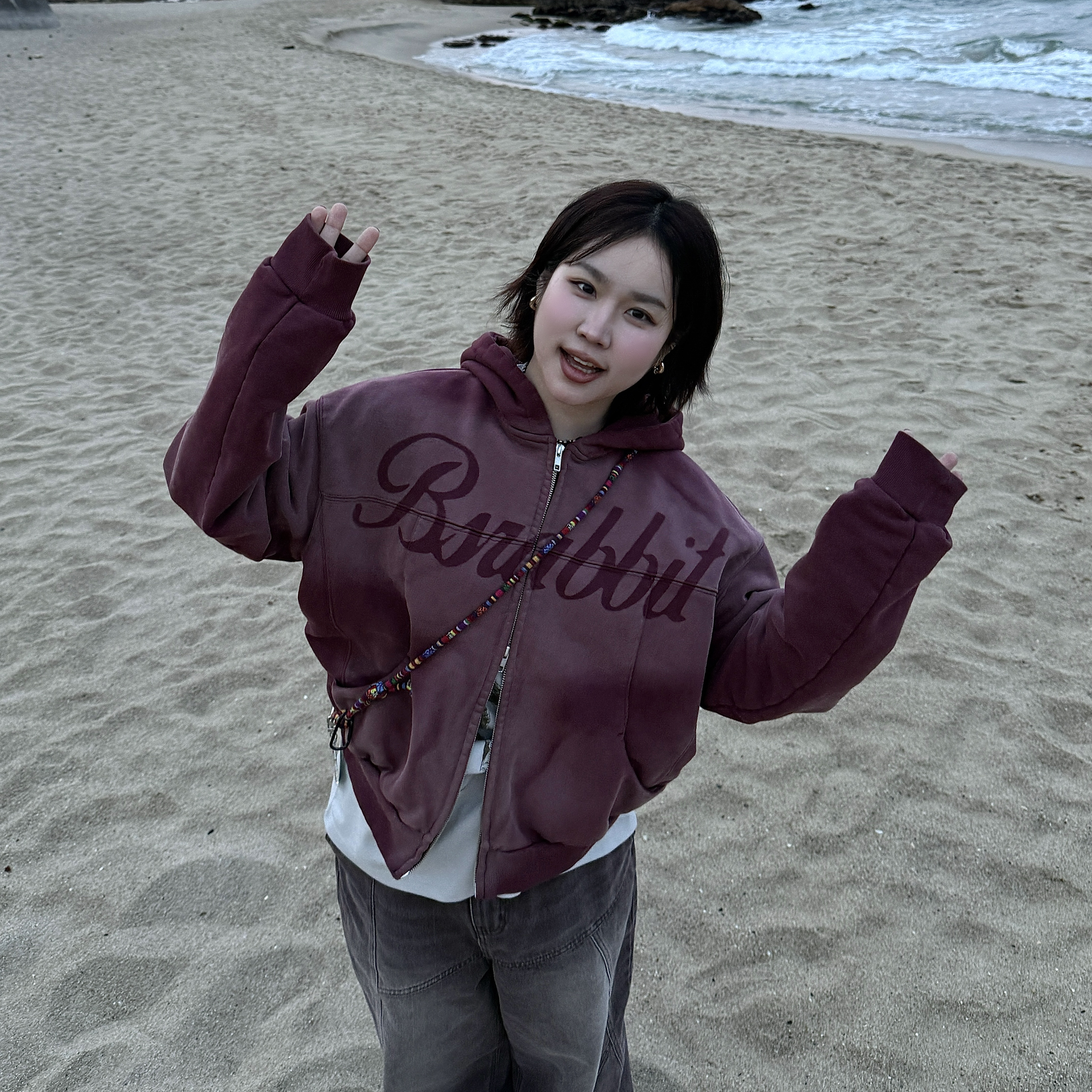 Bsrabbit Washed Zip-Up Hoodie Wine 착용 스타일
