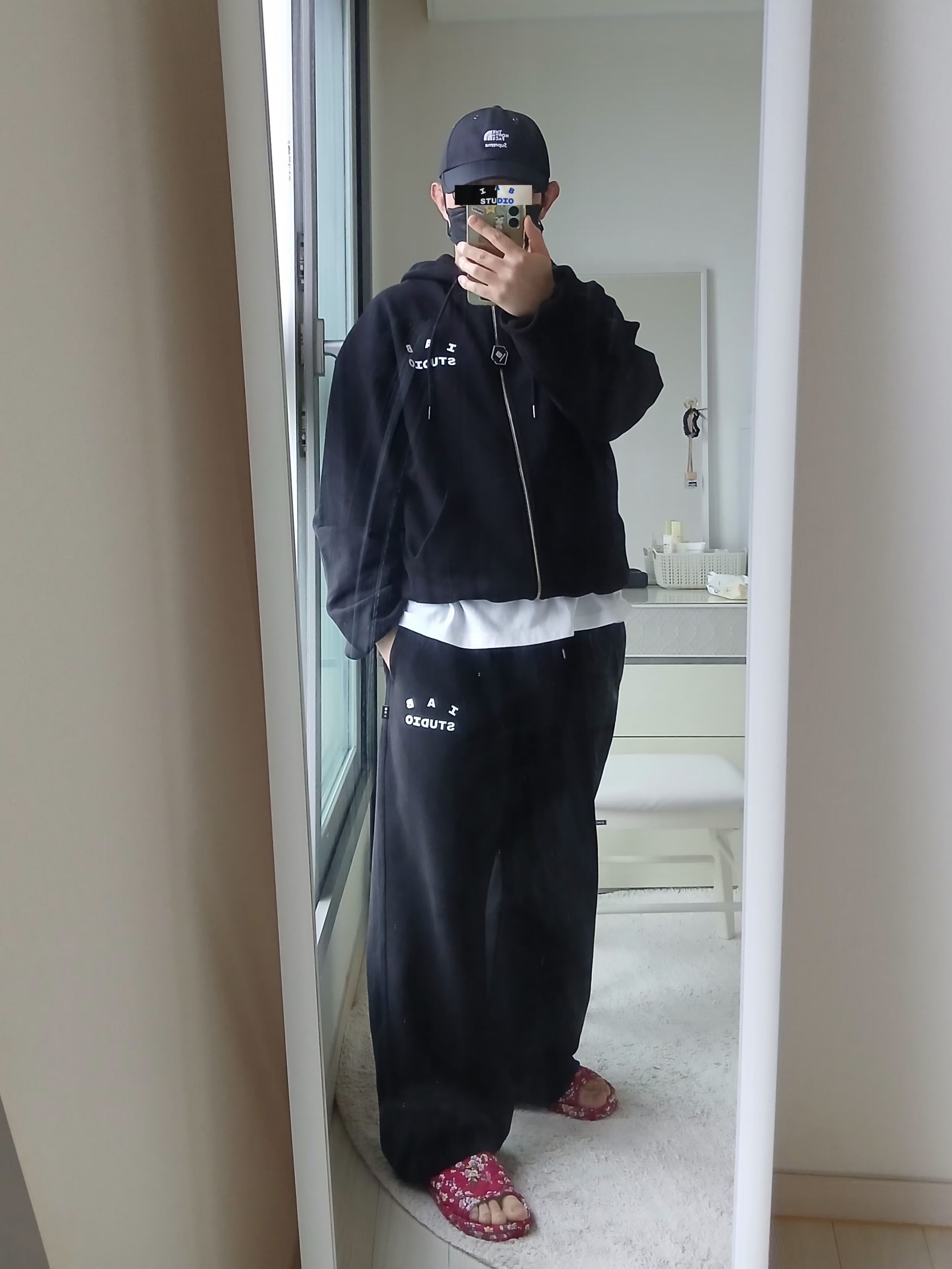 Supreme x The North Face Split 6-Panel Black - 24SS, IAB Studio IAB Sweatpants Black 착용 스타일 - 10