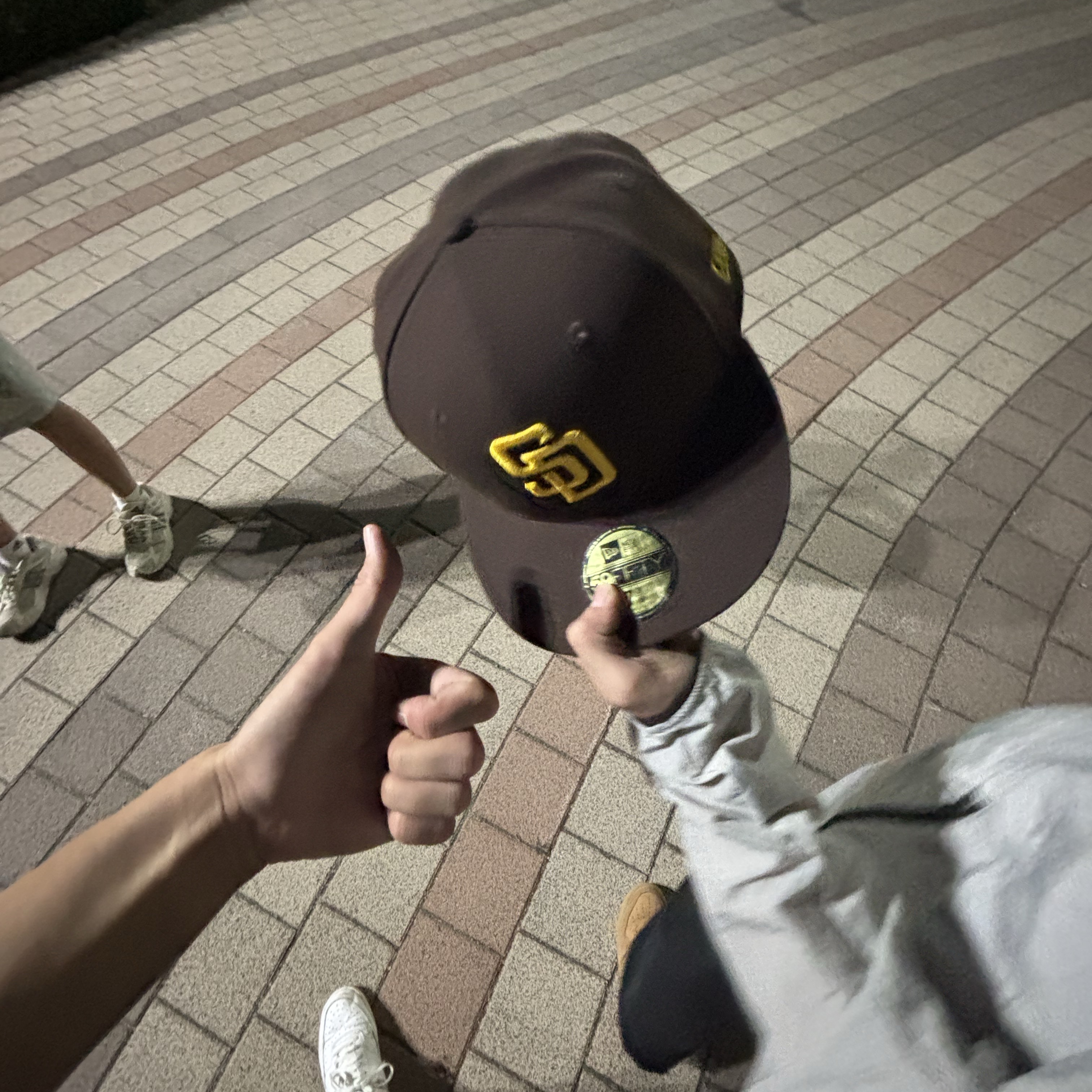 New Era MLB Authentic San Diego Padres Game Brown 착용 스타일