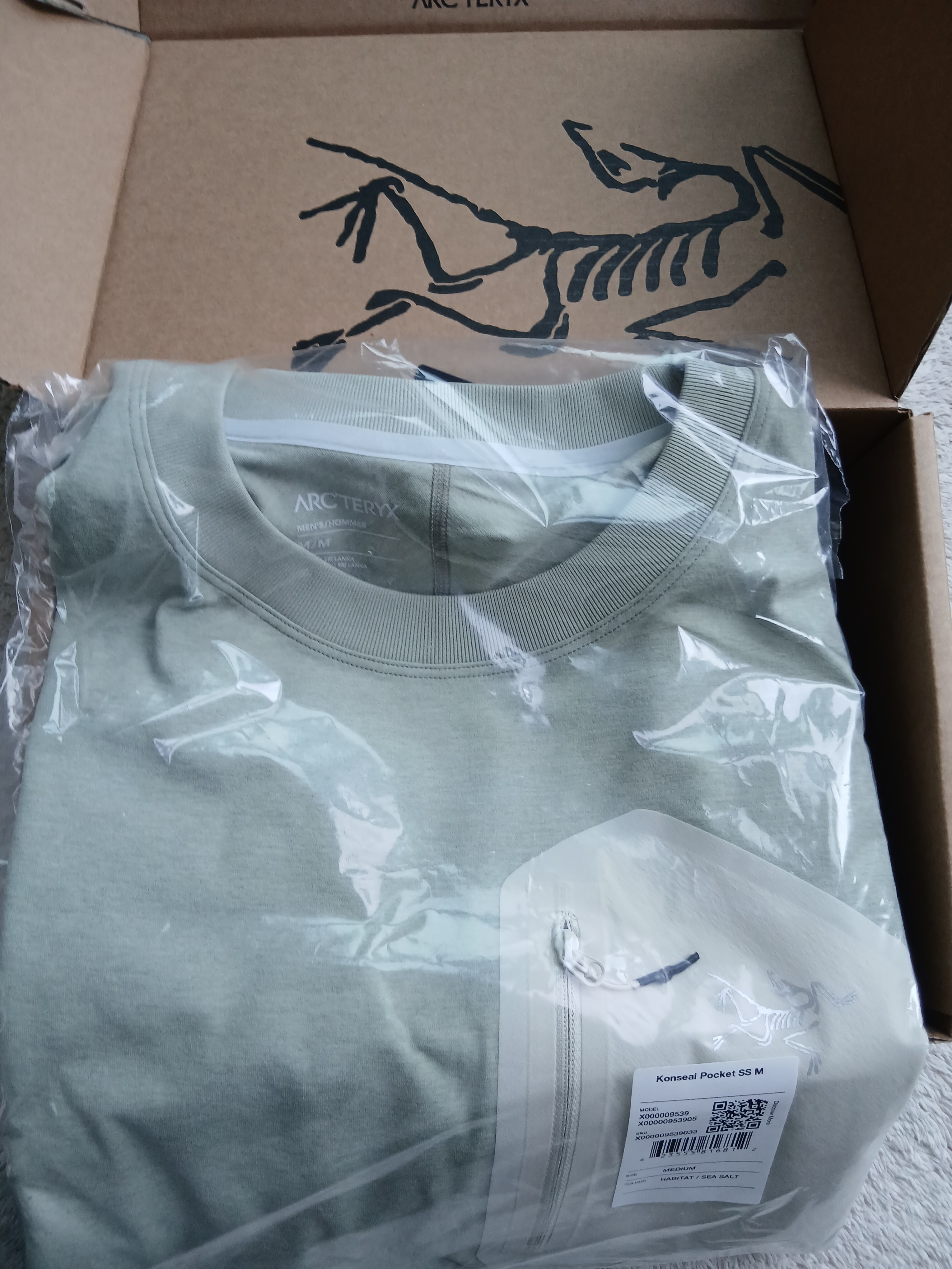 Arc'teryx Konseal Pocket SS T-Shirt Habitat 착용 스타일 - 10