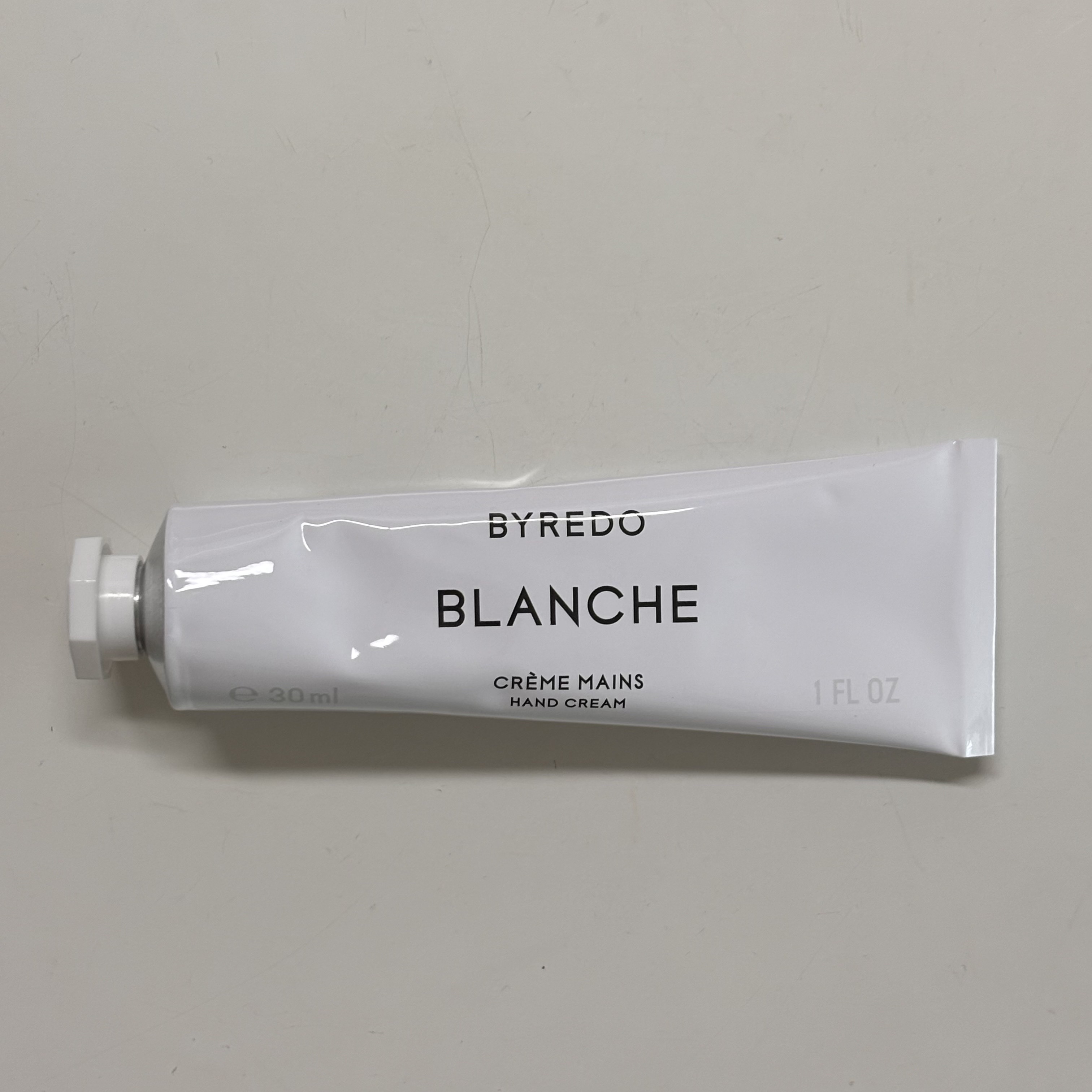 Byredo Blanche Hand Cream 30ml 착용 스타일