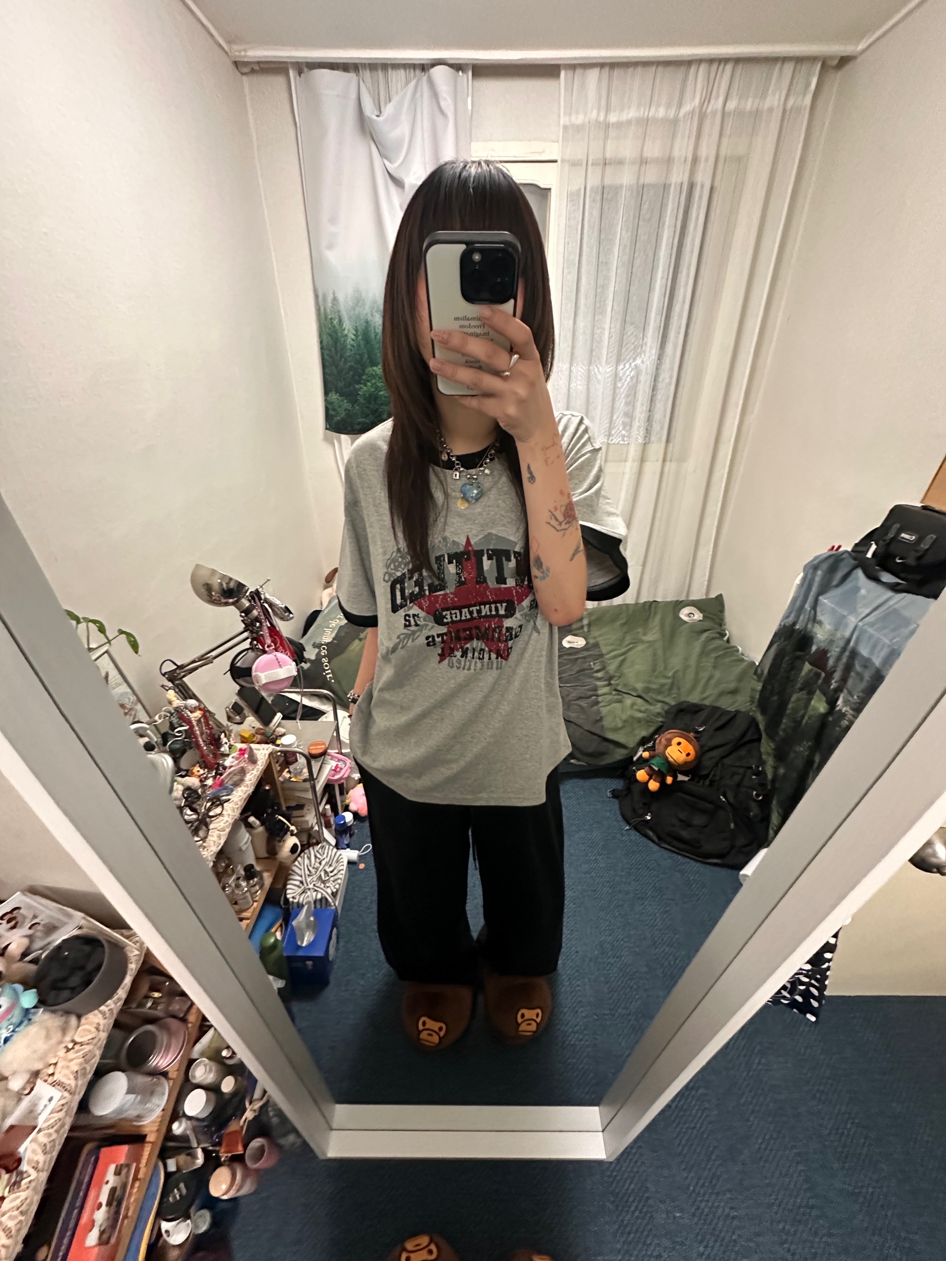 Flavorism VTG Graphic Linger T-shirt Melange Black 착용 스타일 - 2