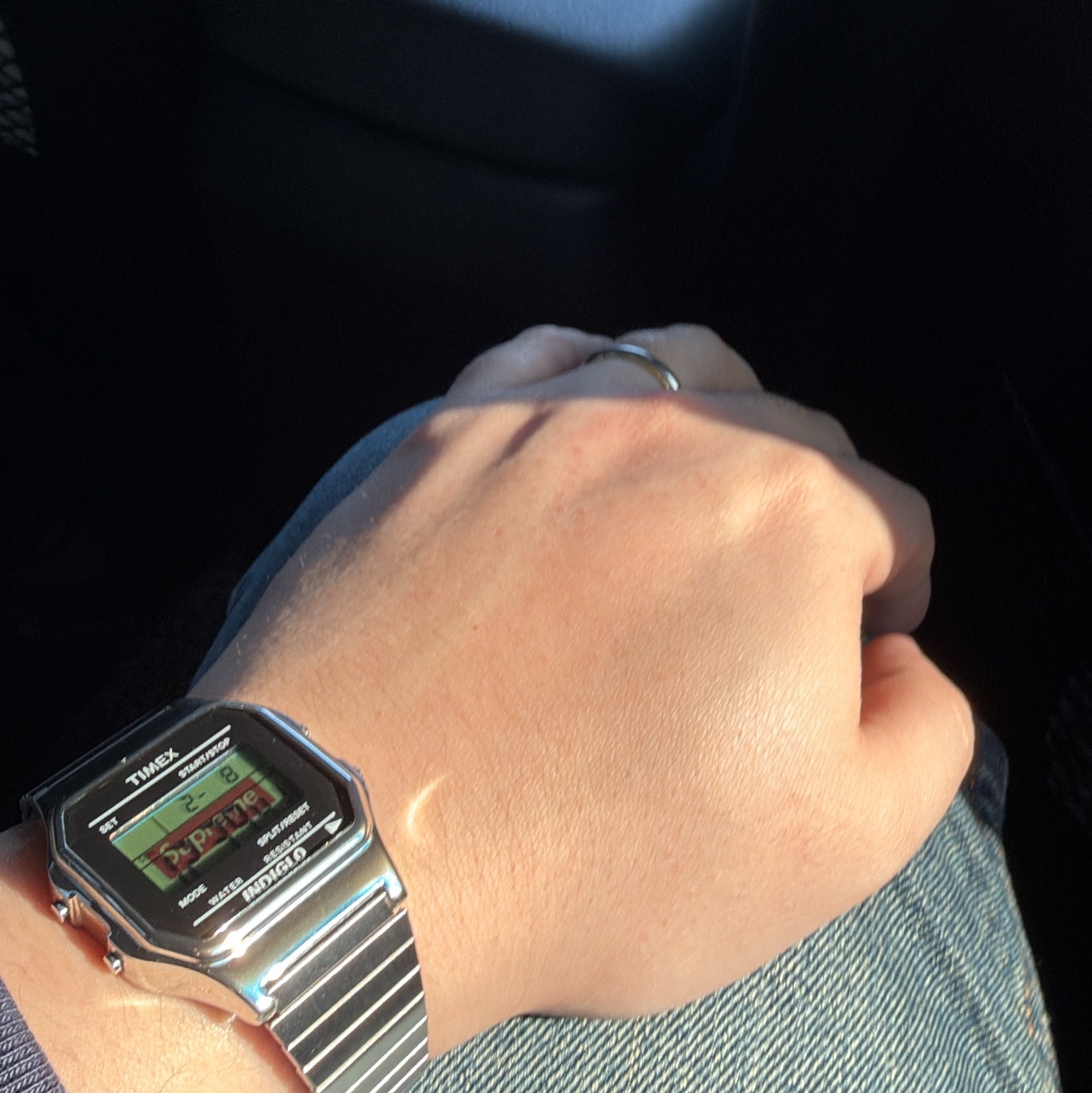 Timex x Supreme Digital Watch Silver - 19FW, Jordan 1 x Travis Scott x Fragment Retro Low OG SP Military Blue 착용 스타일 - 2