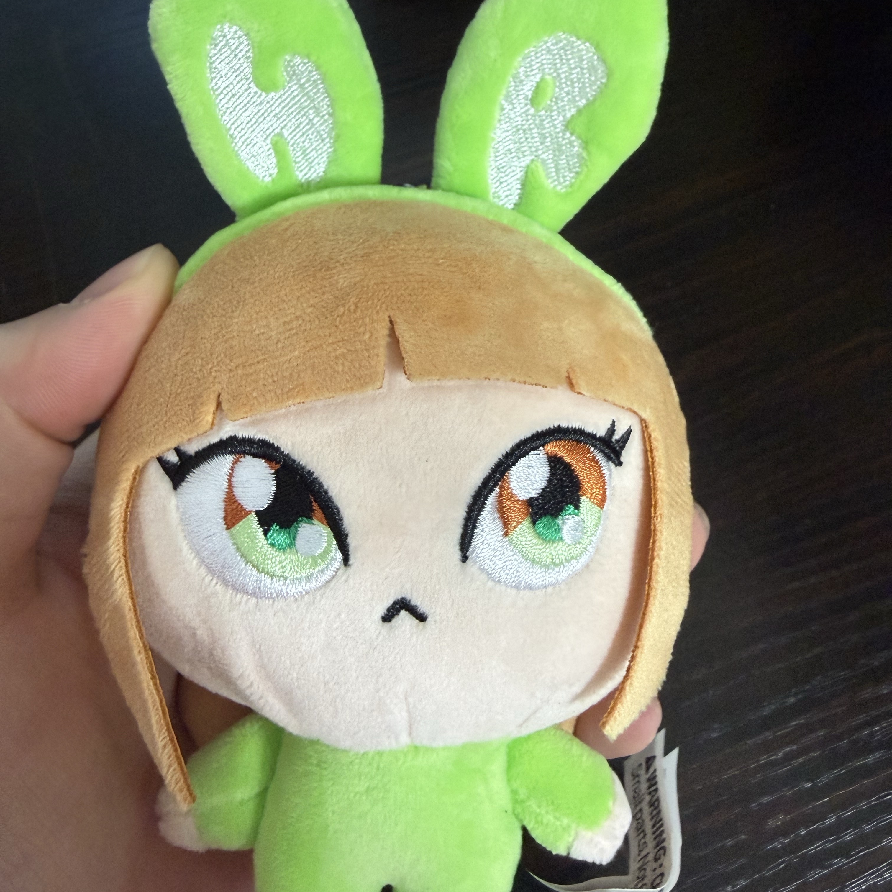 NewJeans x Murakami Plush Keyring Haerin 착용 스타일