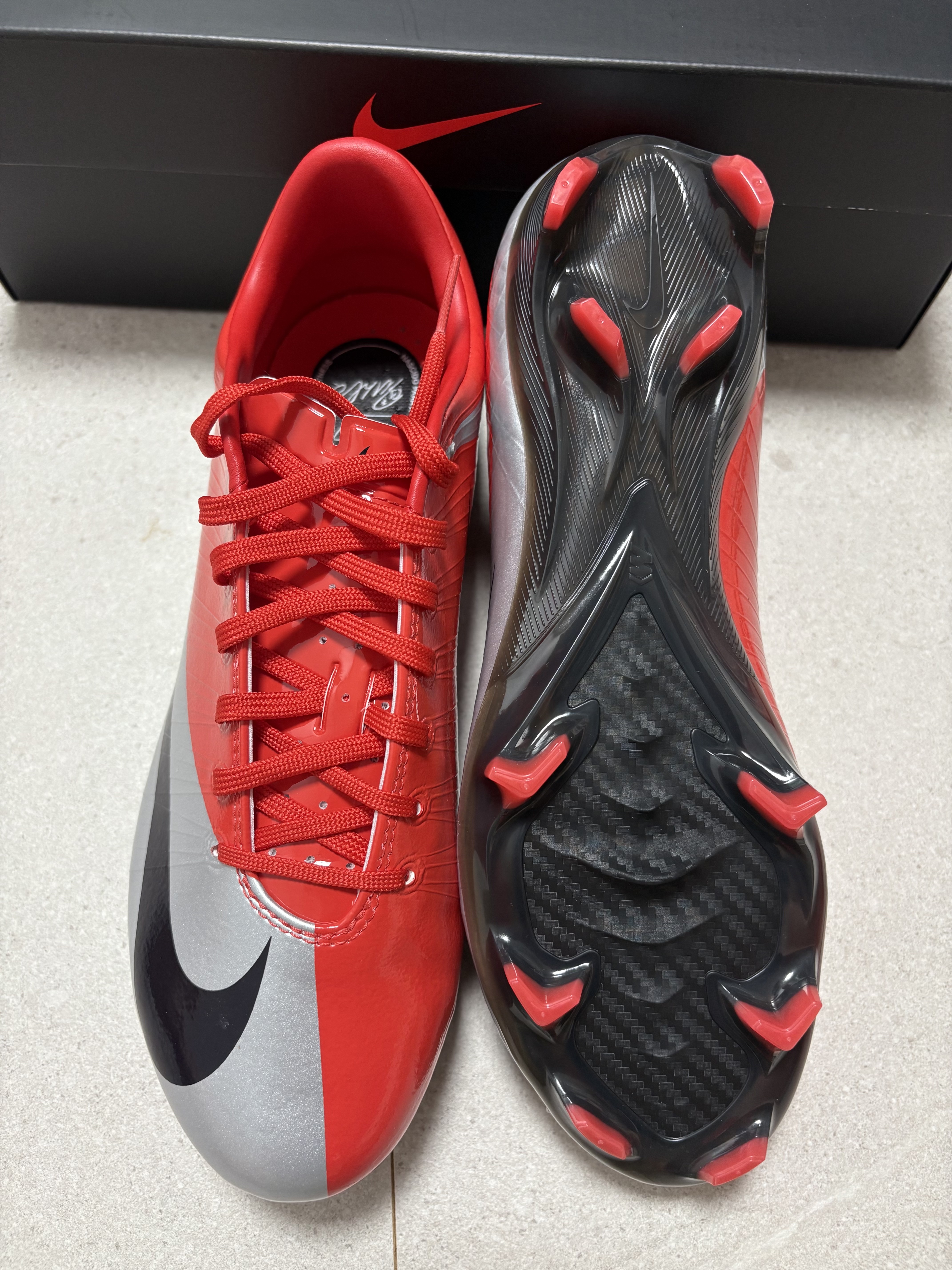 Nike Mercurial Superfly RGN FG SE Max Orange Metallic Silver 착용 스타일 - 3