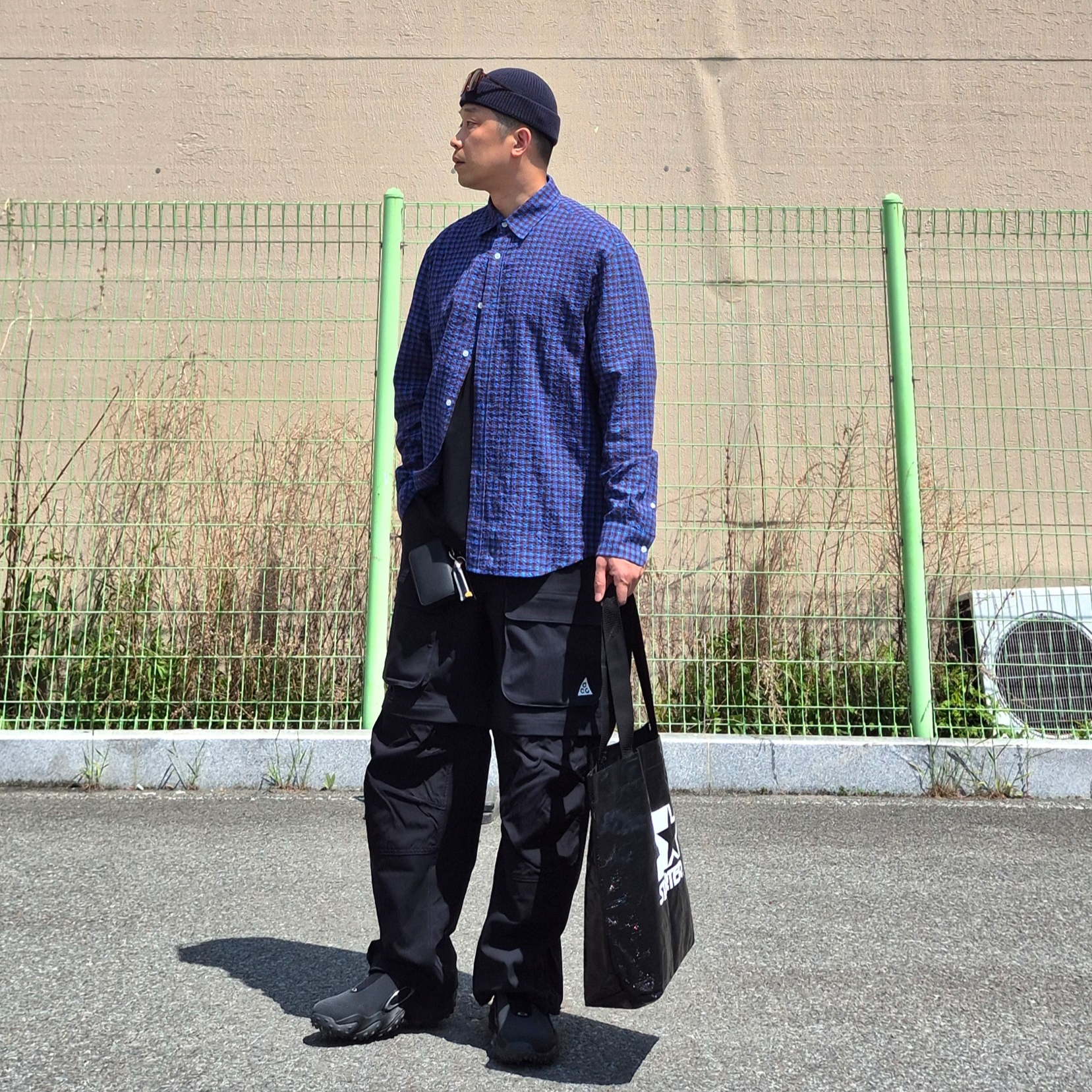 Oakley Edge Icon Blackout, Nike ACG Smith Summit Zip Cargo Pants Black Anthracite - Asia 착용 스타일 - 1