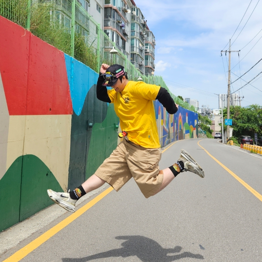 Nike x Matthew M Williams Zoom 004 Stone, Supreme x SpongeBob Jeff Hamilton Mesh Back 6-Panel Black - 25SS 착용 스타일 - 2