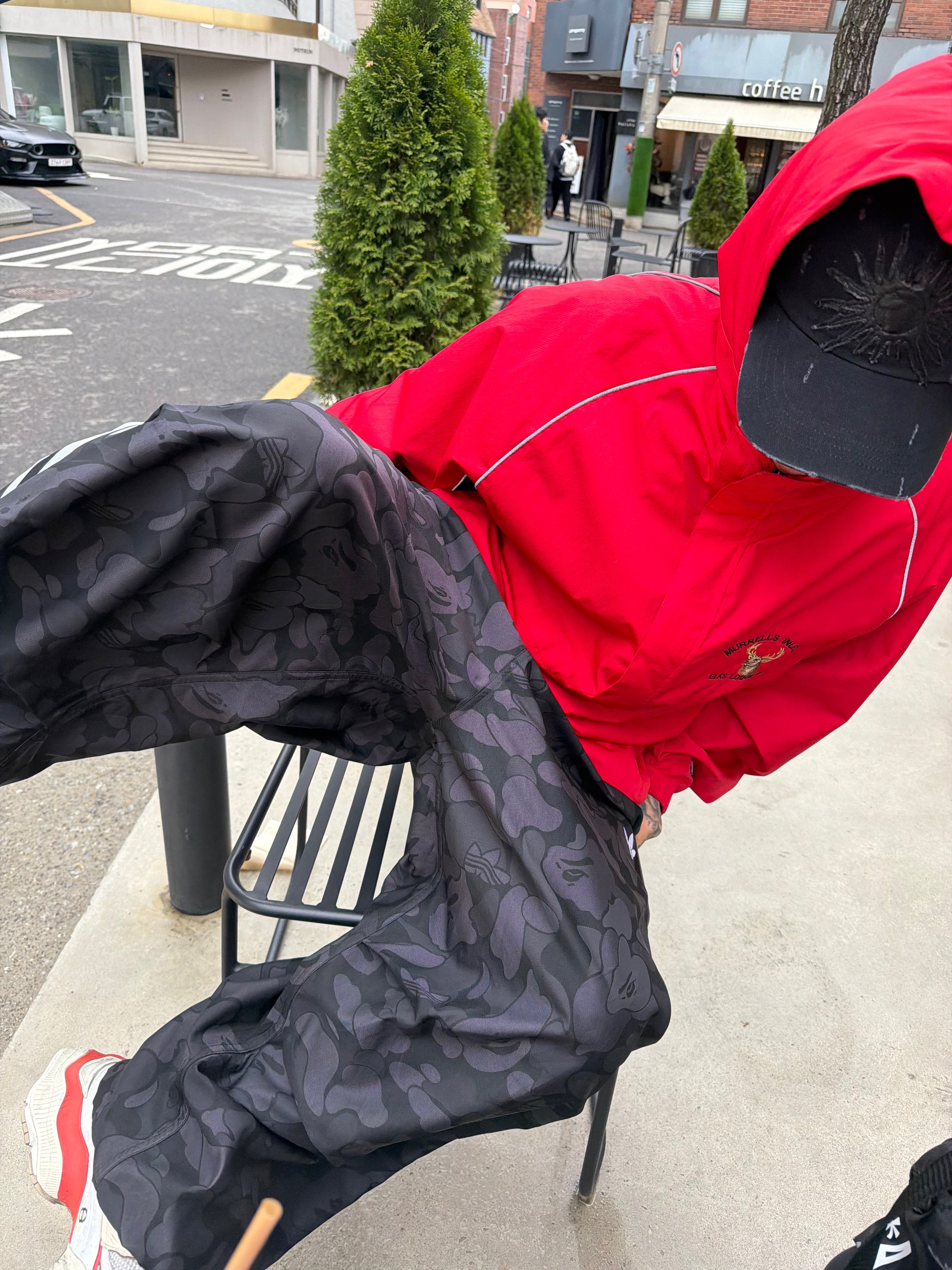 Adidas x BAPE Jacquard Pants Black - KR Sizing 착용 스타일 - 3