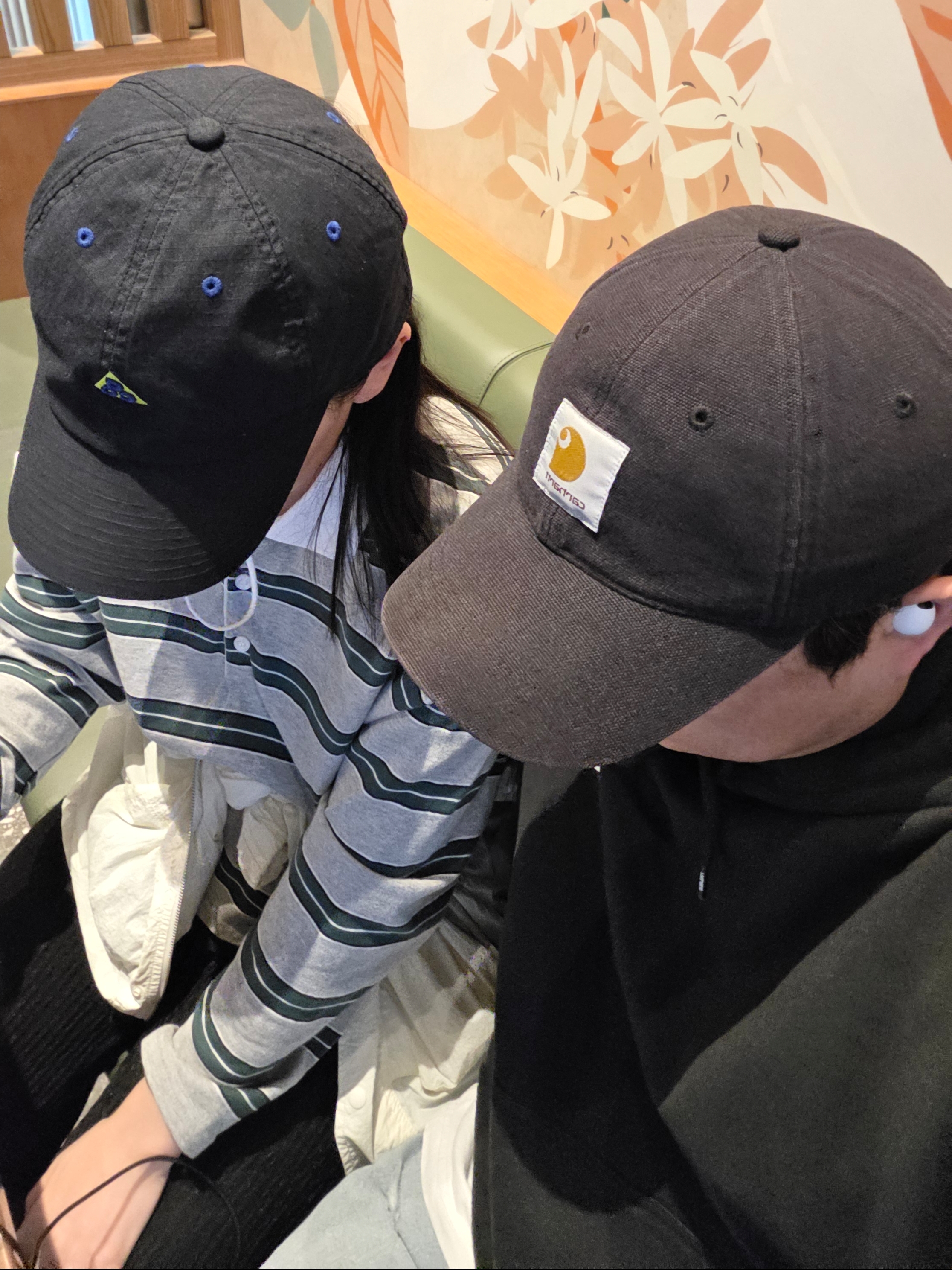 Nike ACG Heritage 86 Cap Black, Nike Shox TL Black Metallic Hematite 착용 스타일 - 1