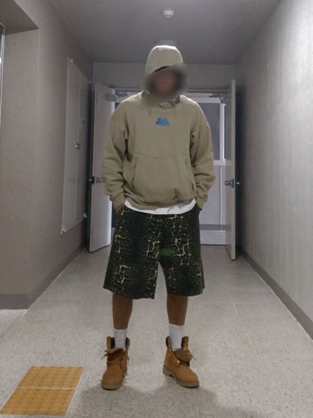 Timberland Premium 6 inch Waterproof Boot Wheat Nubuck - Wide, Nike x Off-White NRG Fleece Hoodie Khaki - Asia 착용 스타일