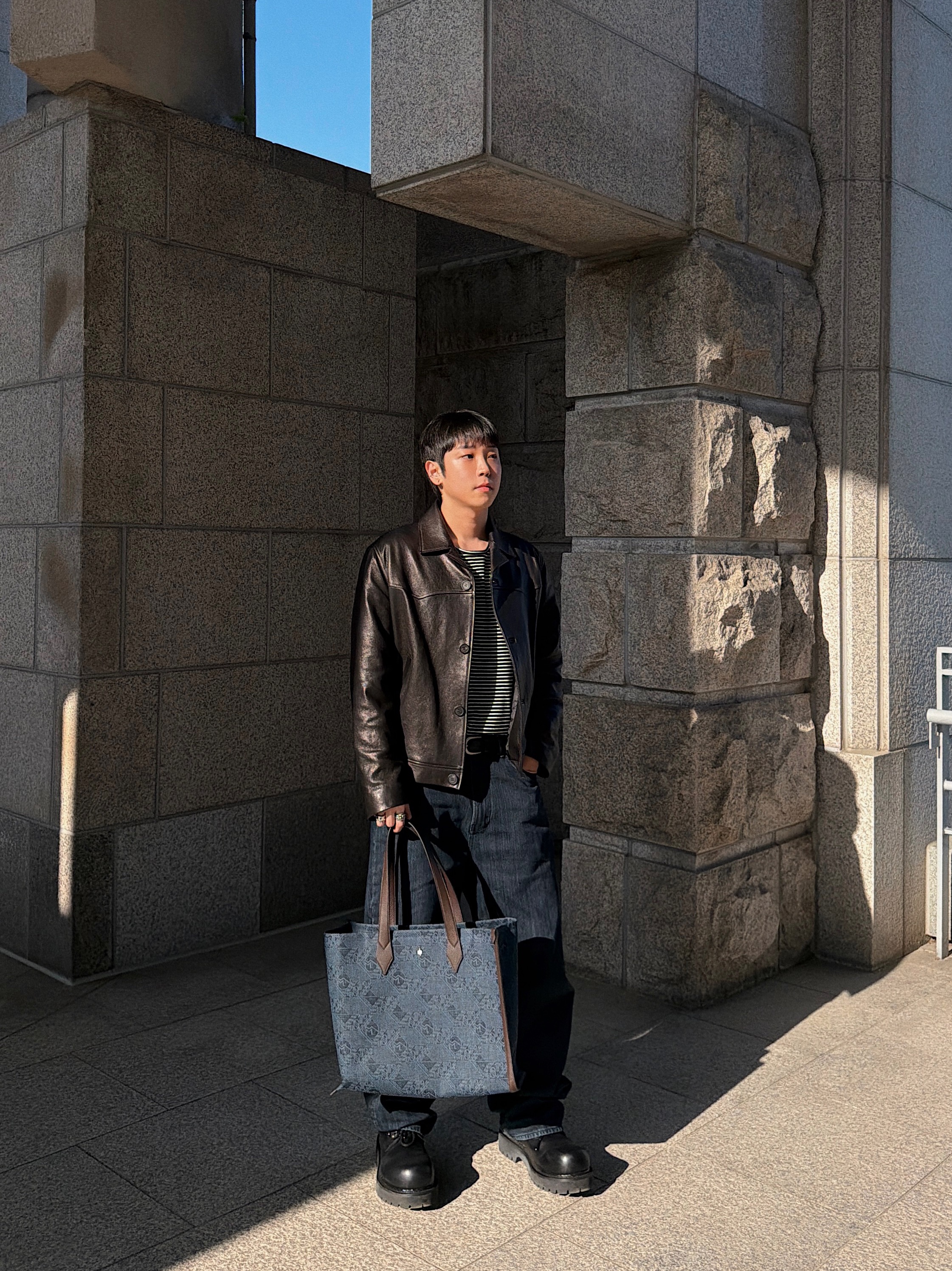 LOSTGARDEN Phantom, STU Lambskin Button Leather Jacket In Black 착용 스타일 - 1