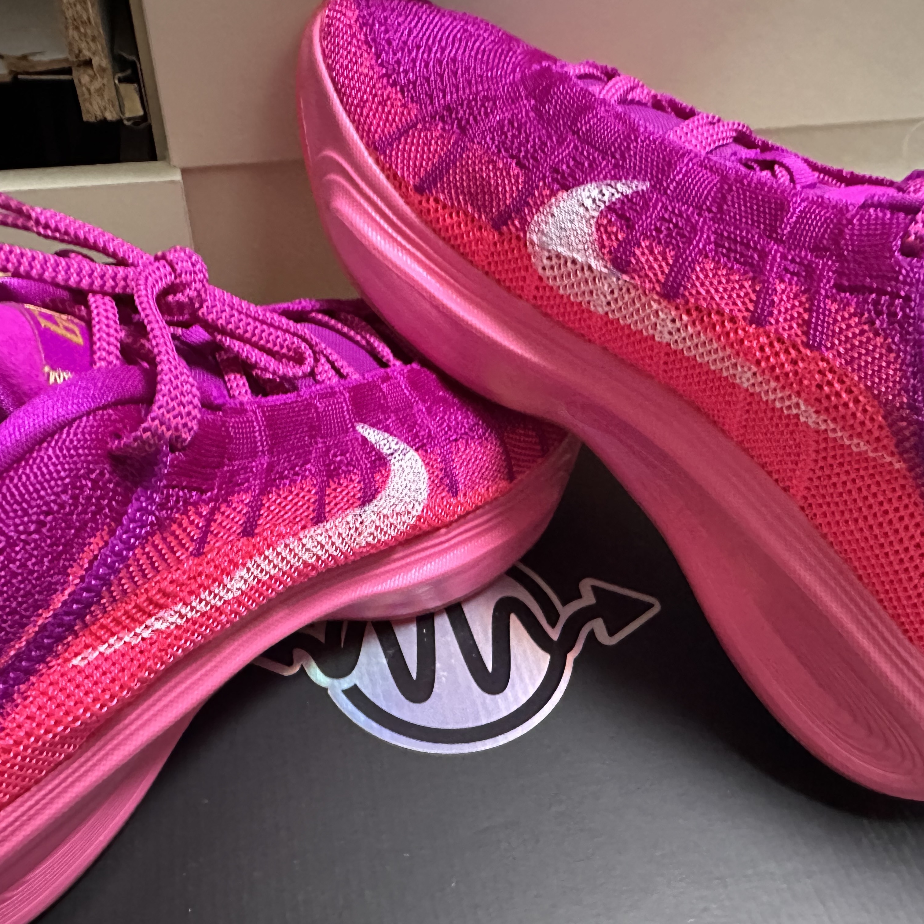Nike Air Zoom G.T. Hustle 3 EP Hyper Pink 착용 스타일