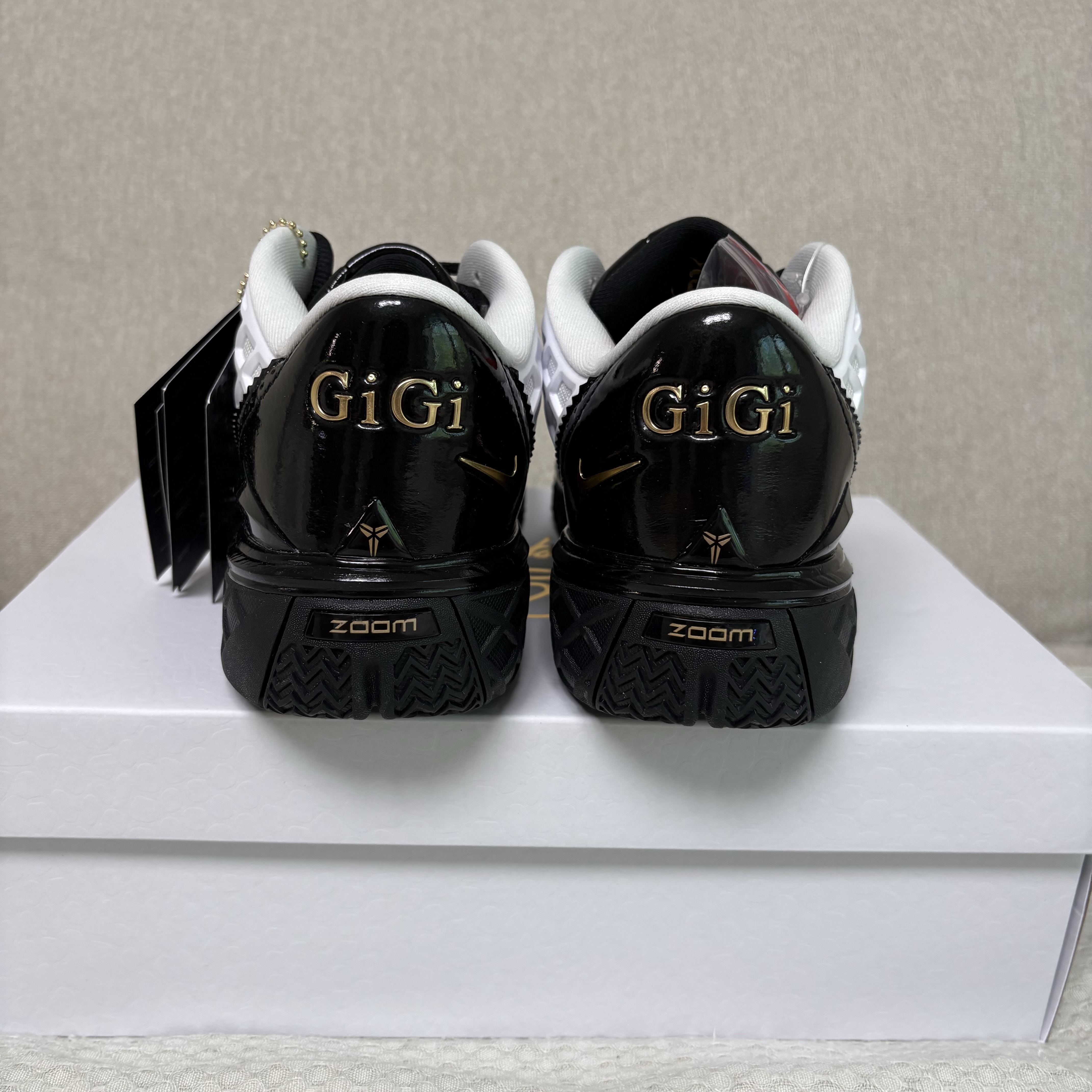 Nike Kobe 3 Low Protro White Metallic Gold 착용 스타일 - 5