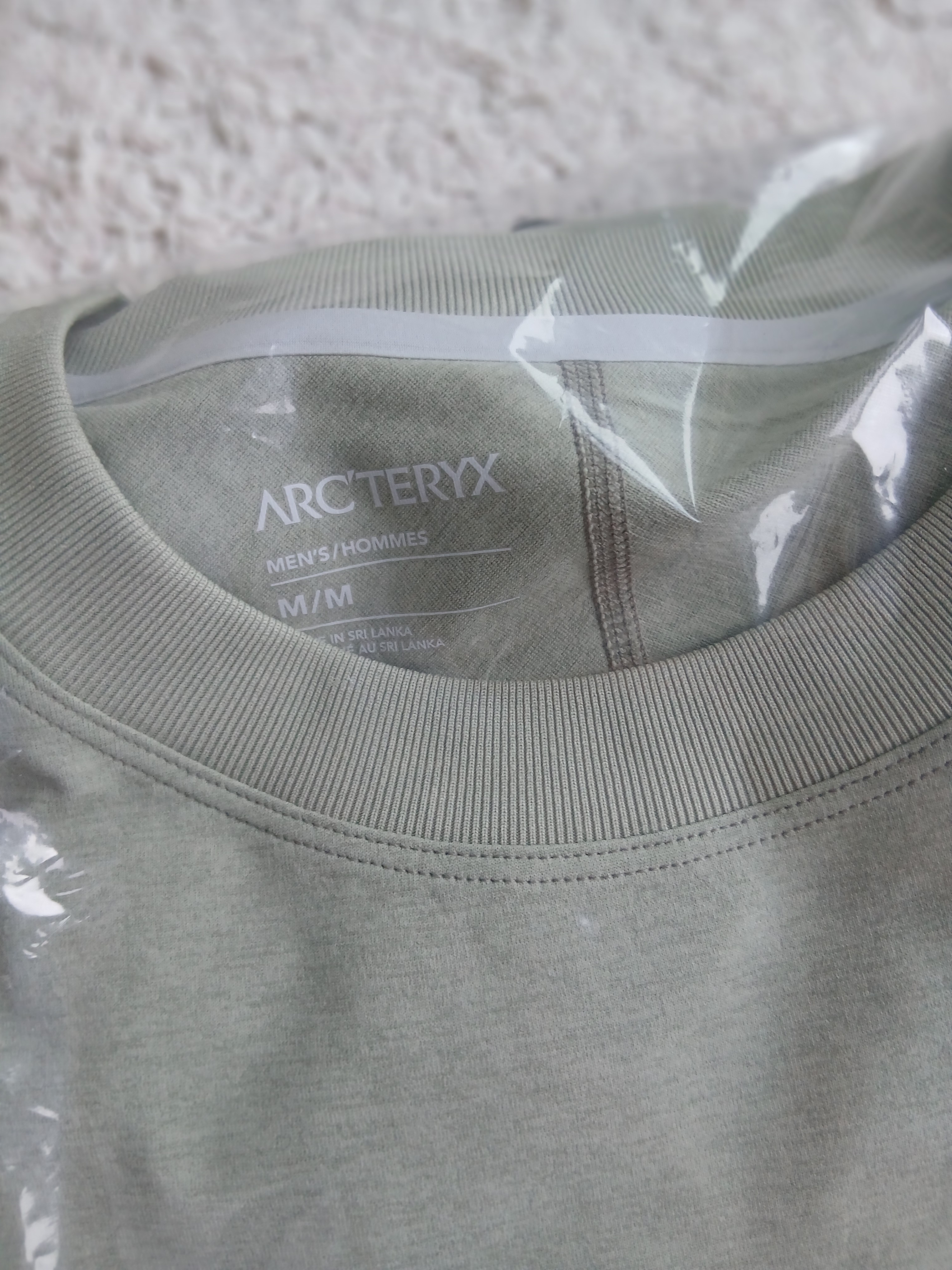 Arc'teryx Konseal Pocket SS T-Shirt Habitat 착용 스타일 - 8