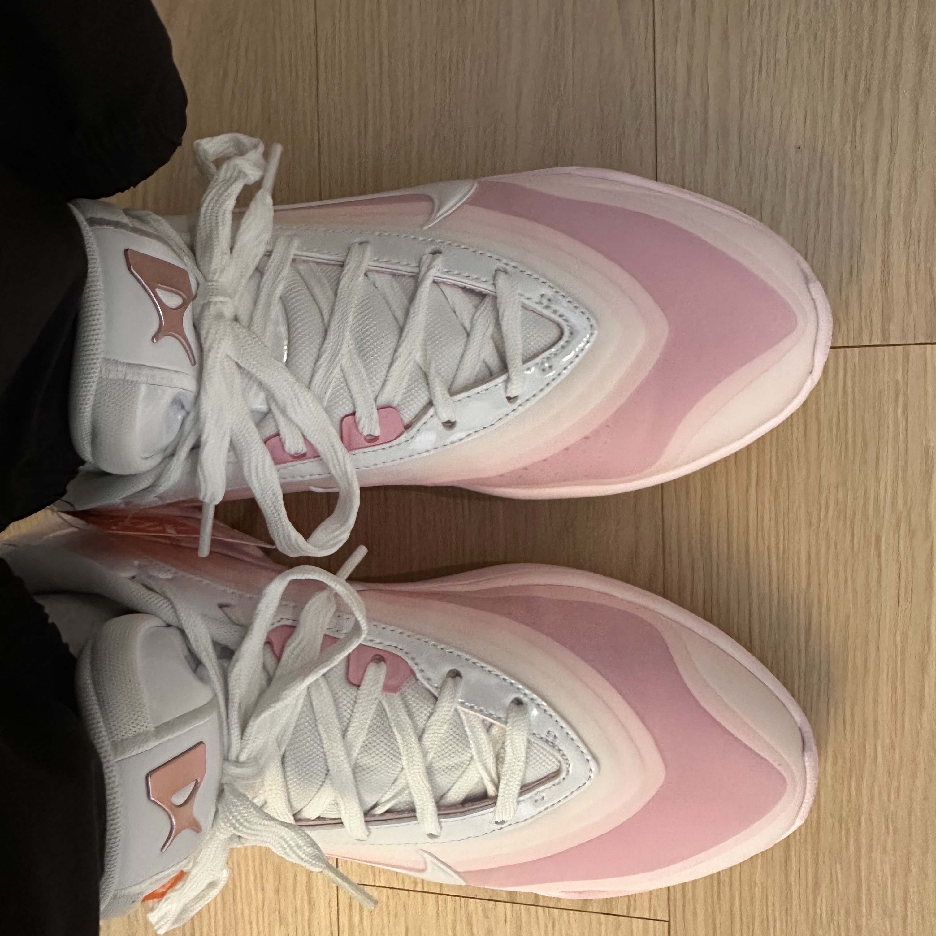 Nike A'One Birthday Cake EP White Prism Pink 착용 스타일 - 4