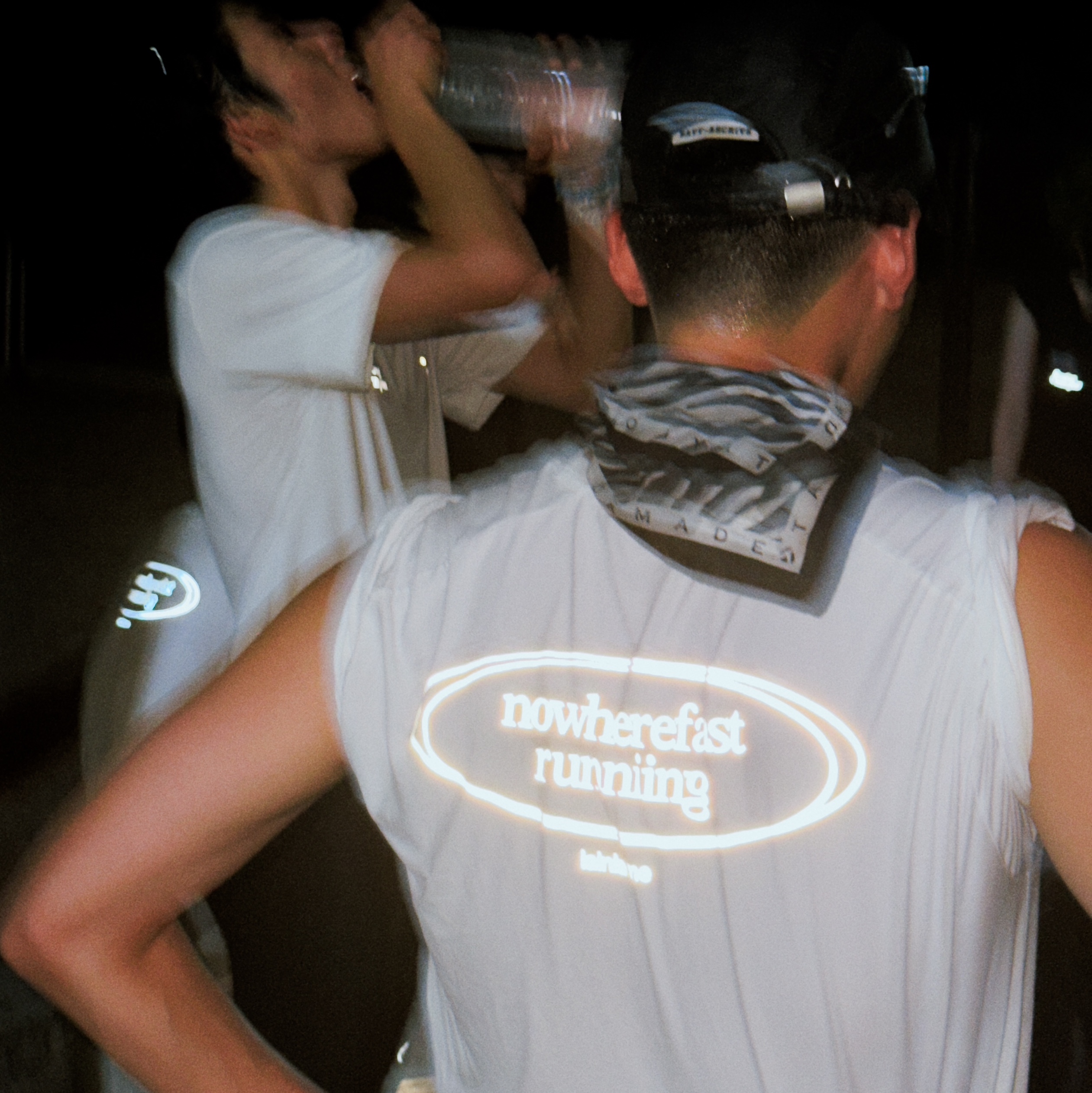 lainlame Nowherefast Running Tshirts Cream 착용 스타일 - 1