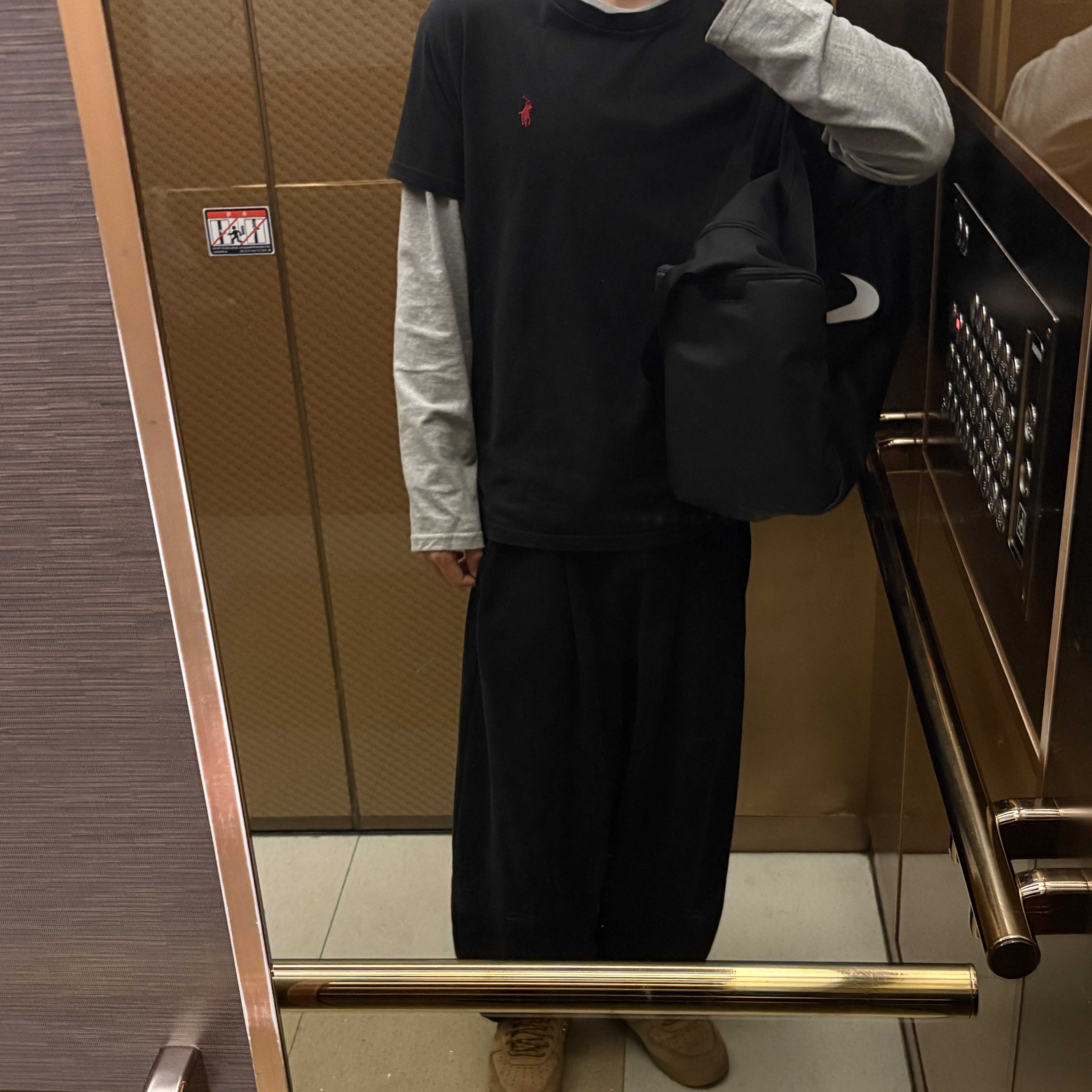 Nike Brasilia 9.5 Training Duffle Bag Small 41L Black, [10%적립] Polo Ralph Lauren Classic Fit Jersey Crewneck T-Shirt RL Black - 26SS 착용 스타일