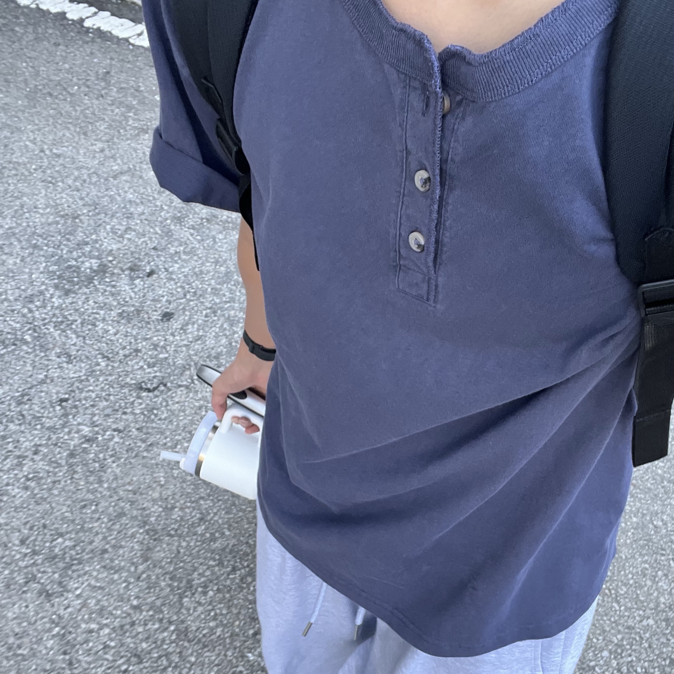 Zara Henley Neck T-Shirt White 착용 스타일
