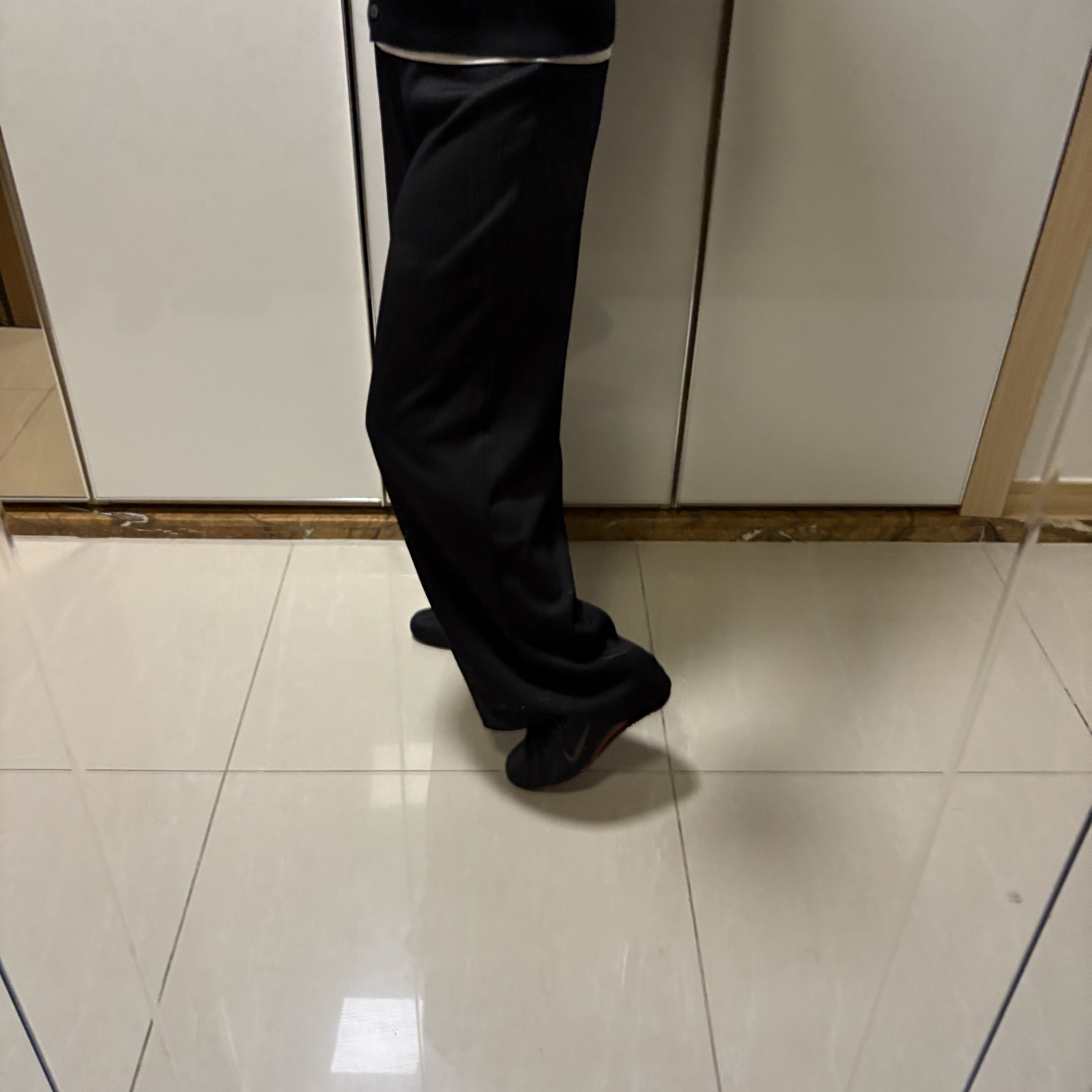 (W) Nike Shox Z Black University Red 착용 스타일