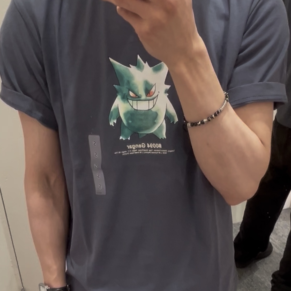 Uniqlo UT x Pokemon Graphhic T-Shirt 1E Gray 착용 스타일 - 4