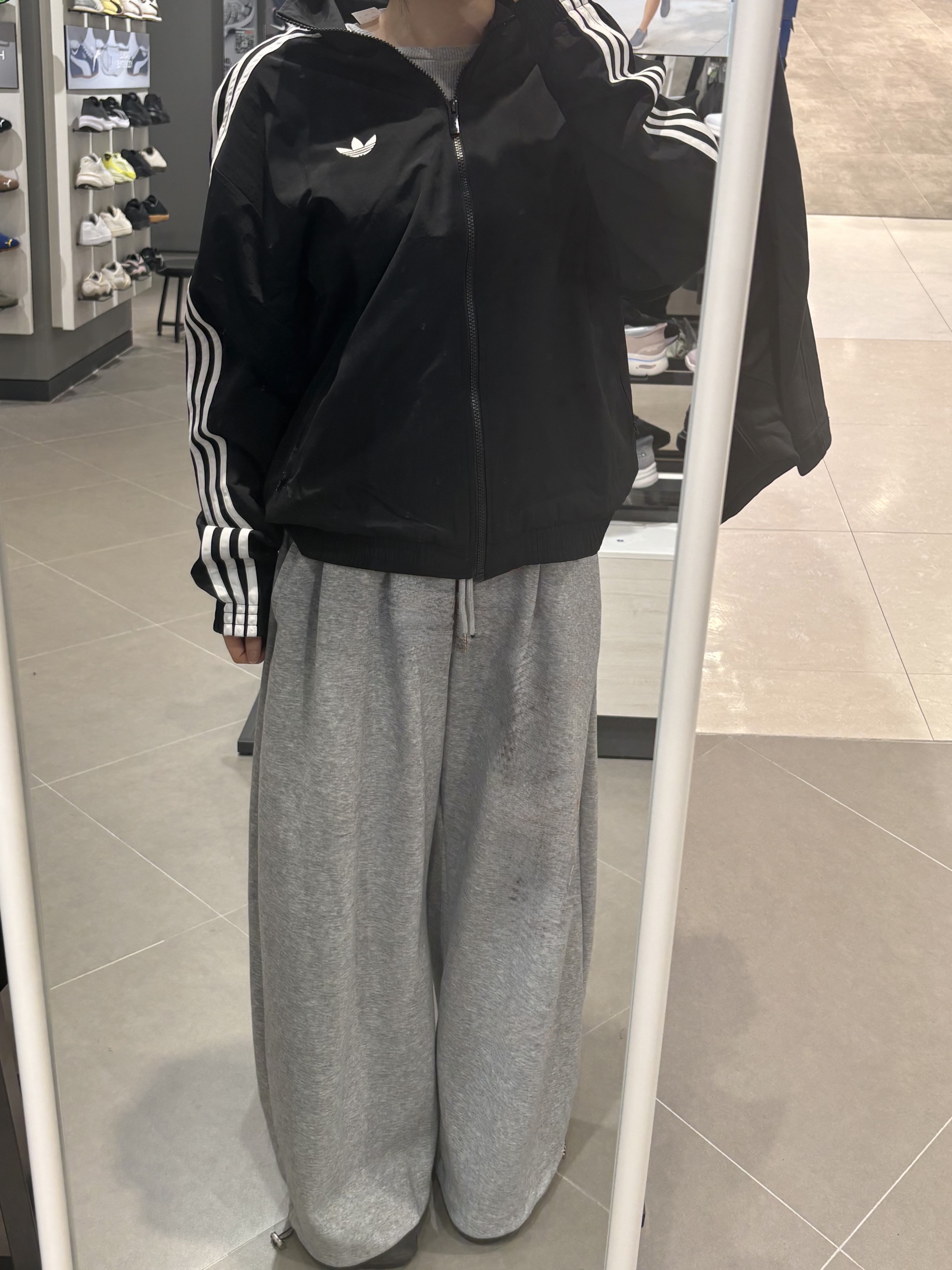Adidas Originals Firebird Woven Track Top Black - KR Sizing 착용 스타일