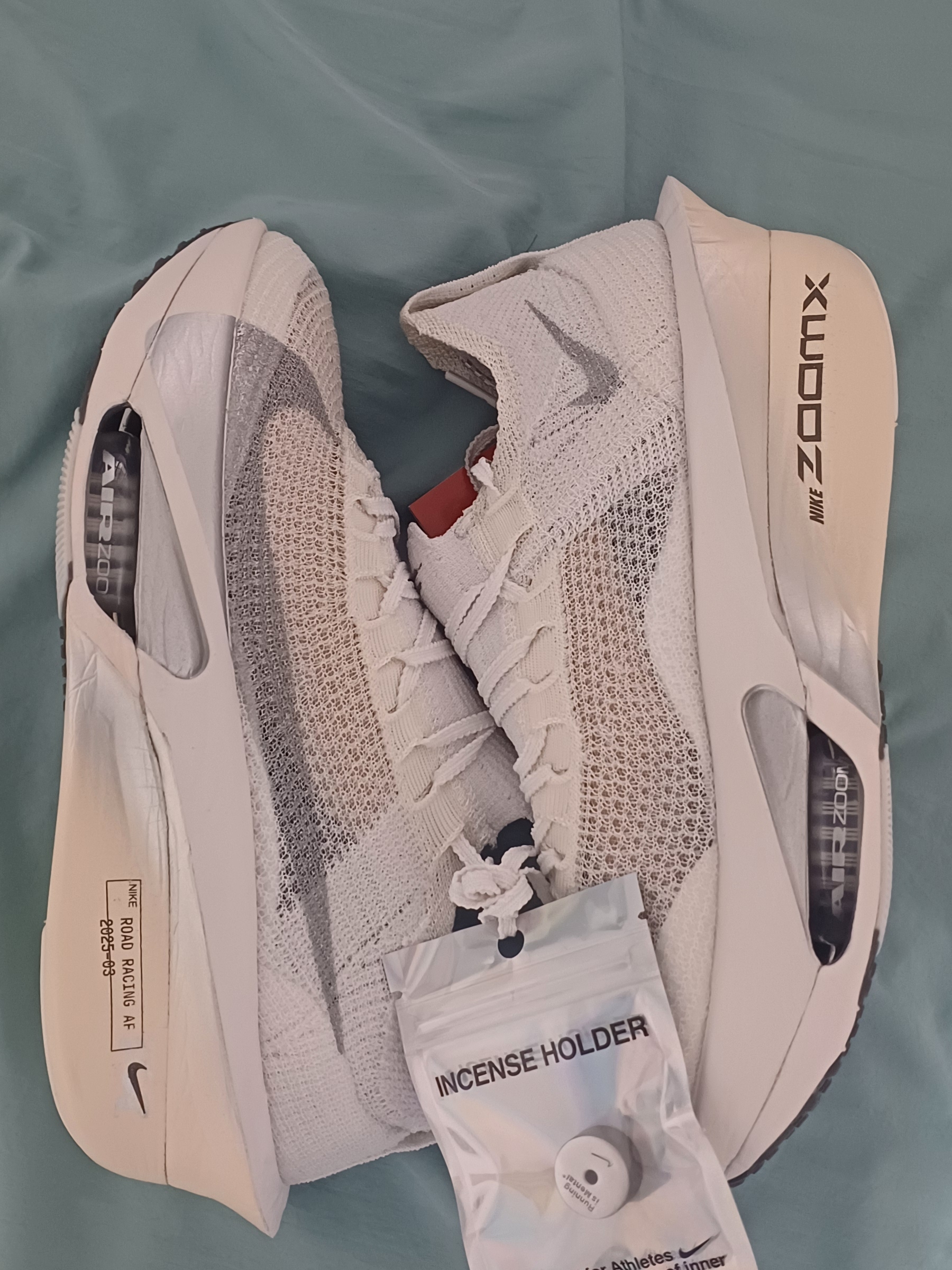 Nike Air Zoom Alphafly Next% 3 Platinum Tint Reflect Silver 착용 스타일