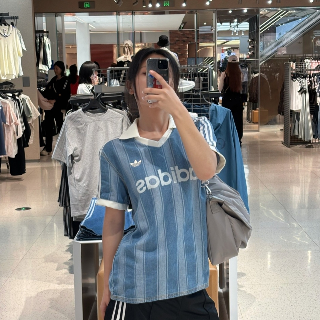 (W) Adidas Originals Denim Football Jersey Indigo Denim - KR Sizing 착용 스타일