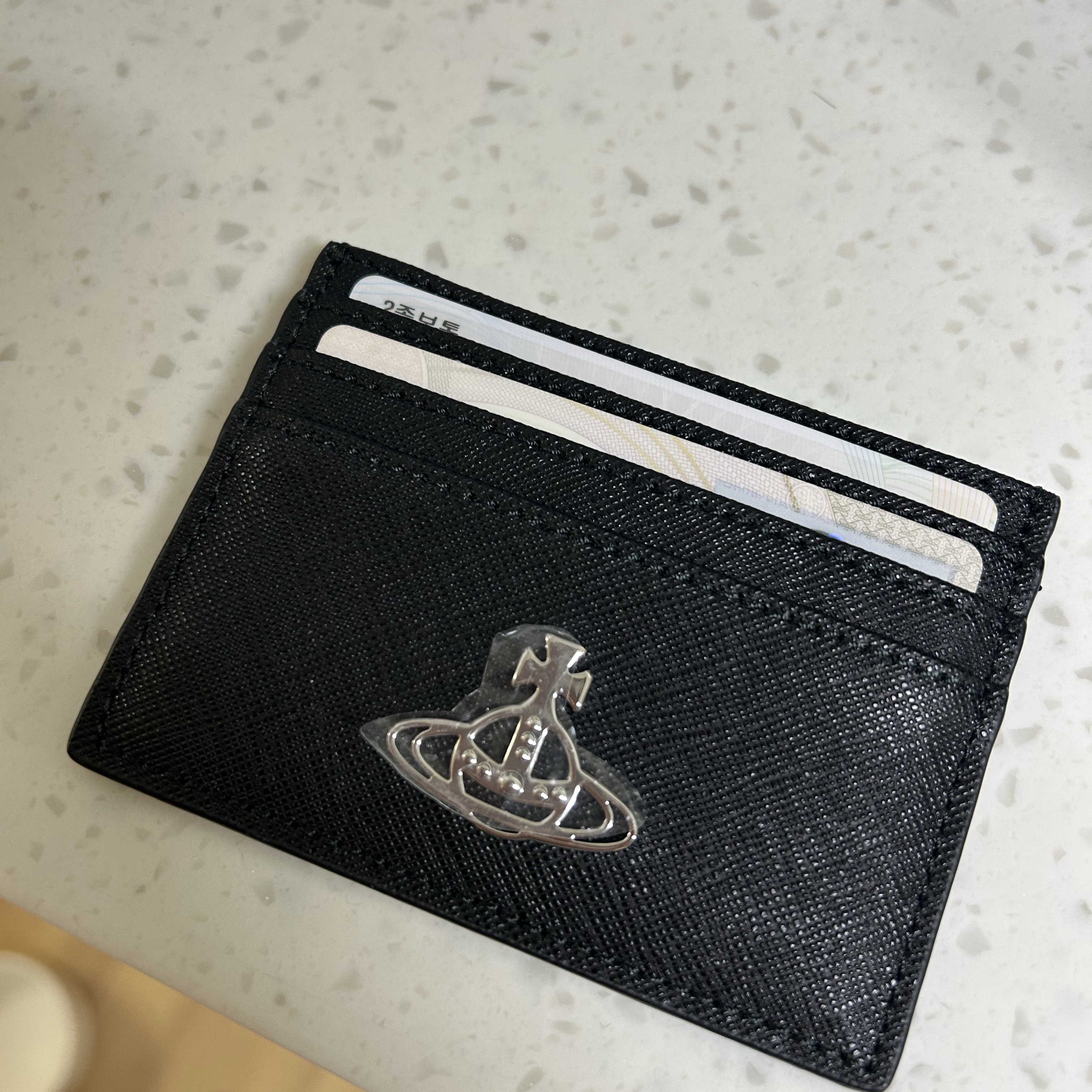 Vivienne Westwood Flat Card Holder Black 착용 스타일