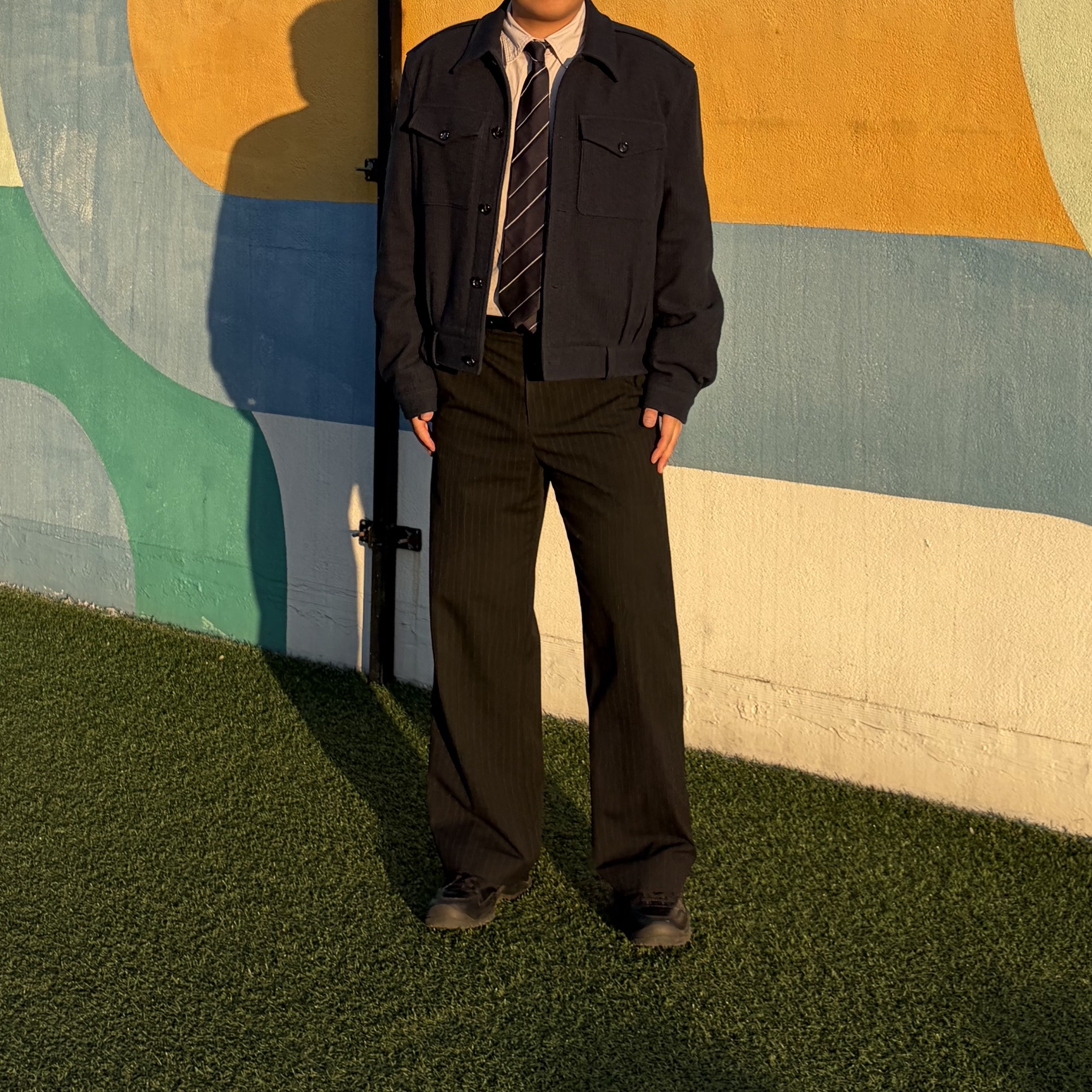 TNGT Essential Semi-Wide Fit Pants Black 착용 스타일 - 2