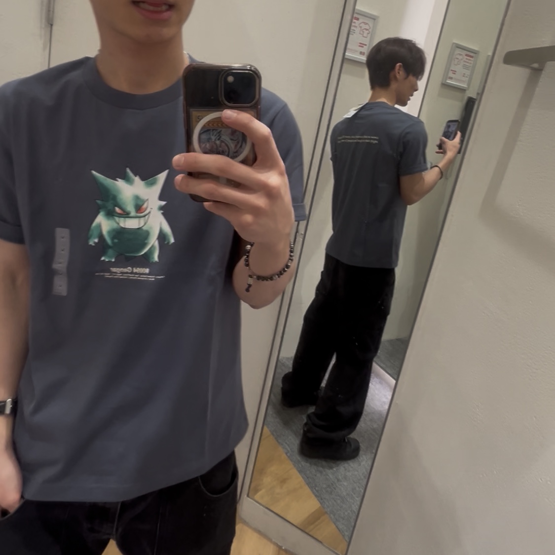 Uniqlo UT x Pokemon Graphhic T-Shirt 1E Gray 착용 스타일 - 5