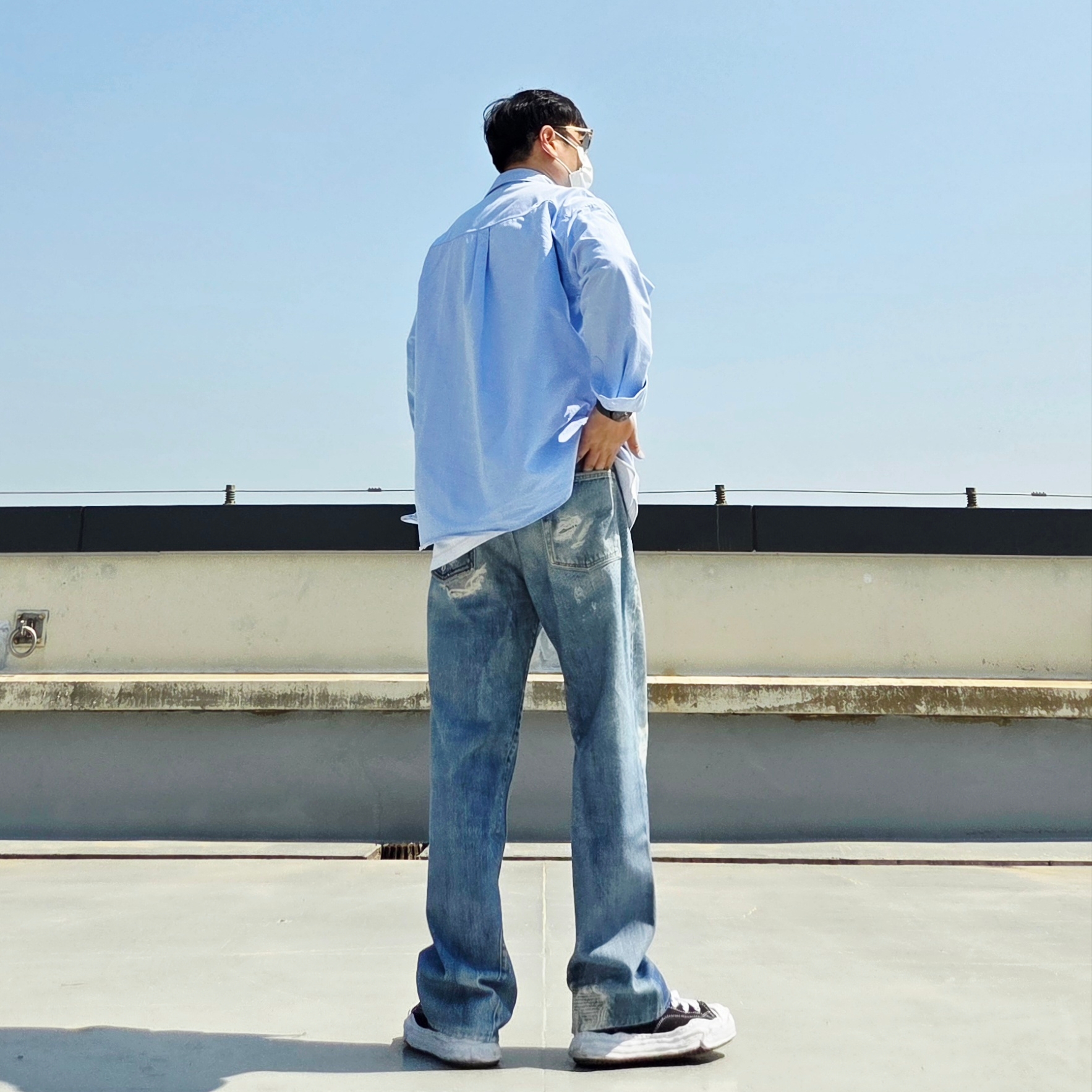Our Legacy Third Cut Digital Denim Print, Maison Mihara Yasuhiro Hank OG Sole Canvas Low-top Sneakers Black 착용 스타일 - 2