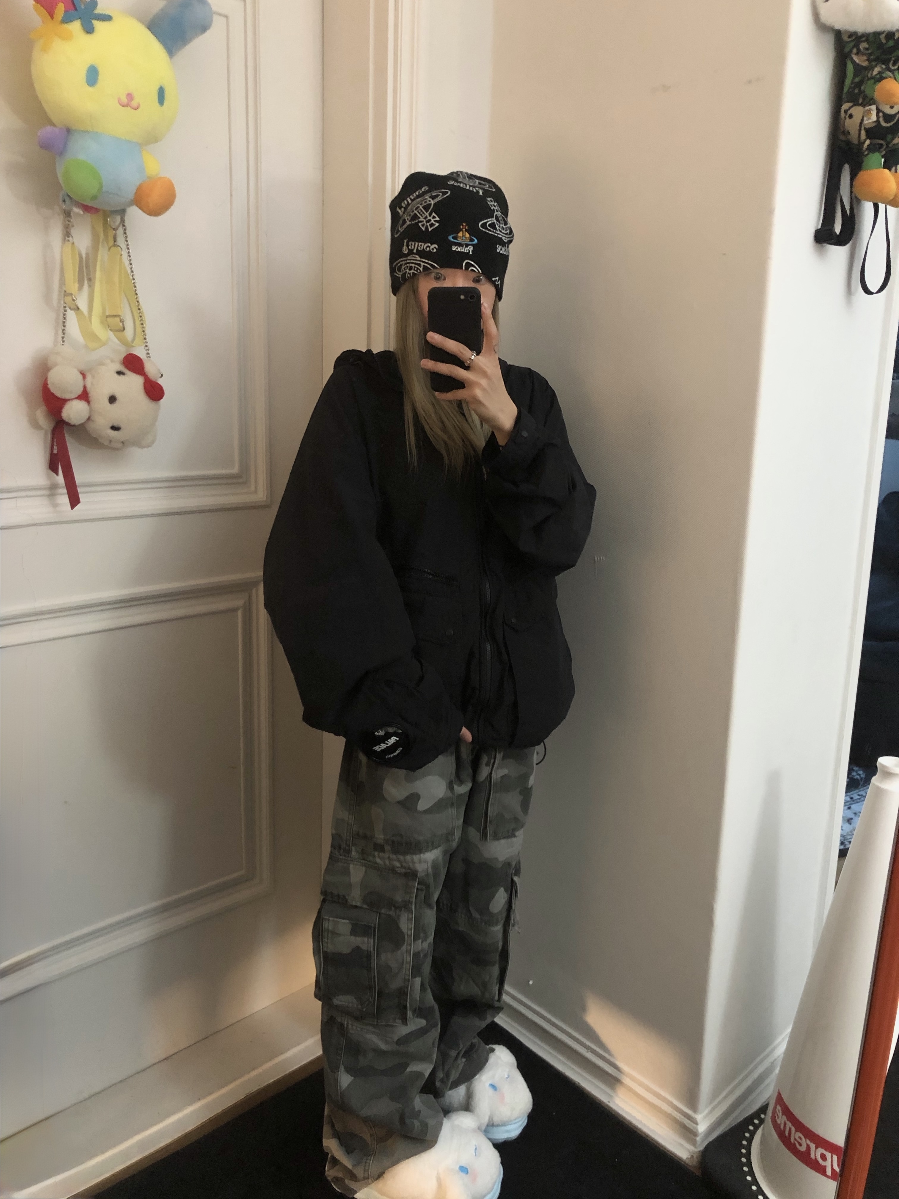 Palace x C.P. Company Jacket Black - 23FW, Palace x Vivienne Westwood Jersey Beanie Black - 24FW 착용 스타일 - 1