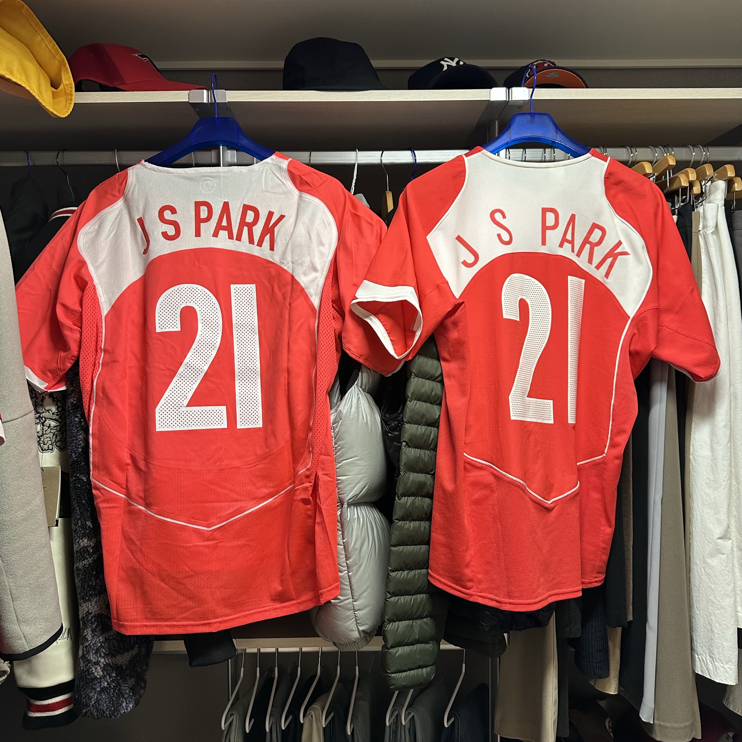 Nike Park Ji-Sung South Korea 2004 Total 90 Reissue Soccer Replica Jersey (Marking Ver.) 착용 스타일 - 2