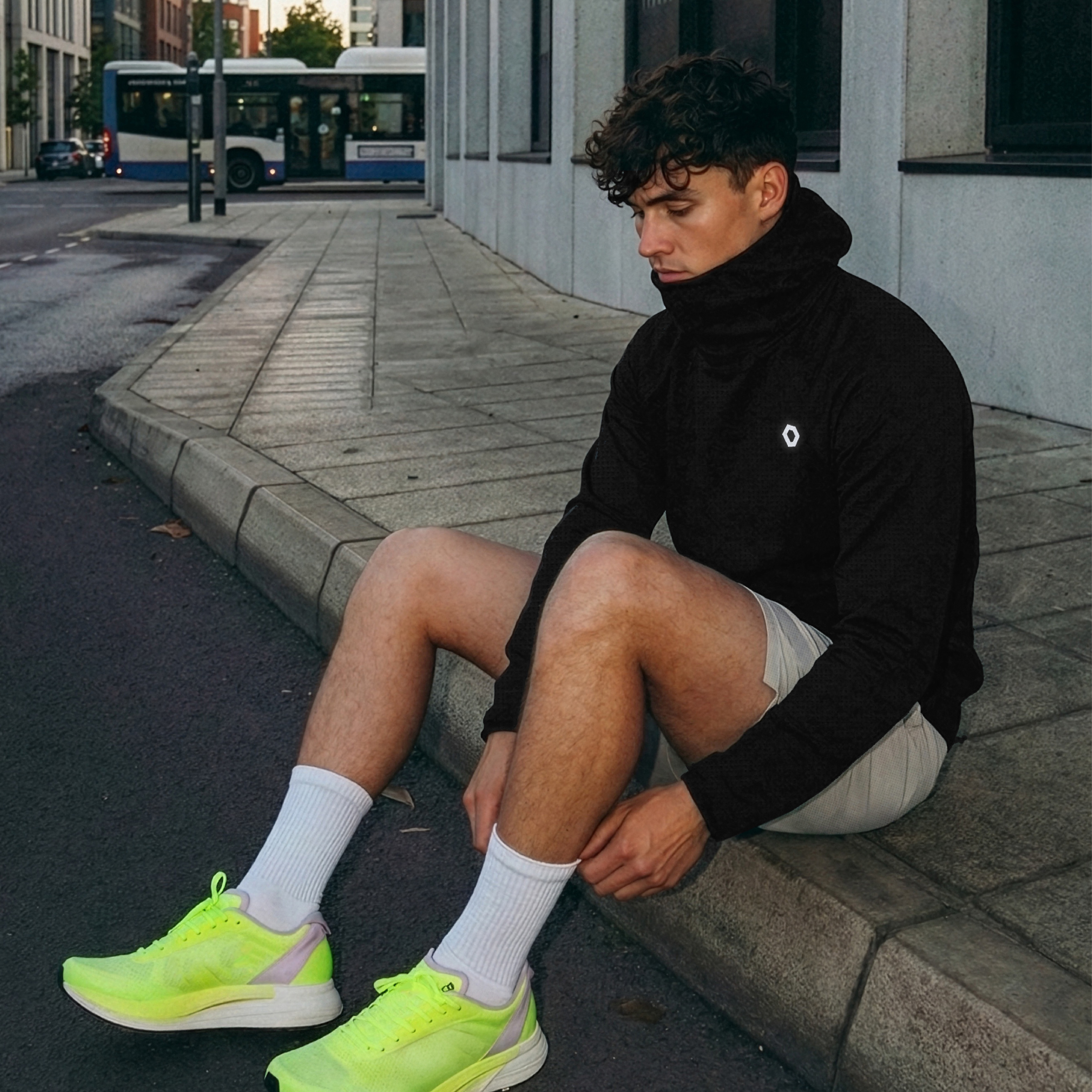 FCMM SPORT Comfort Balaclava Waffle Hoodie Black 착용 스타일 - 3