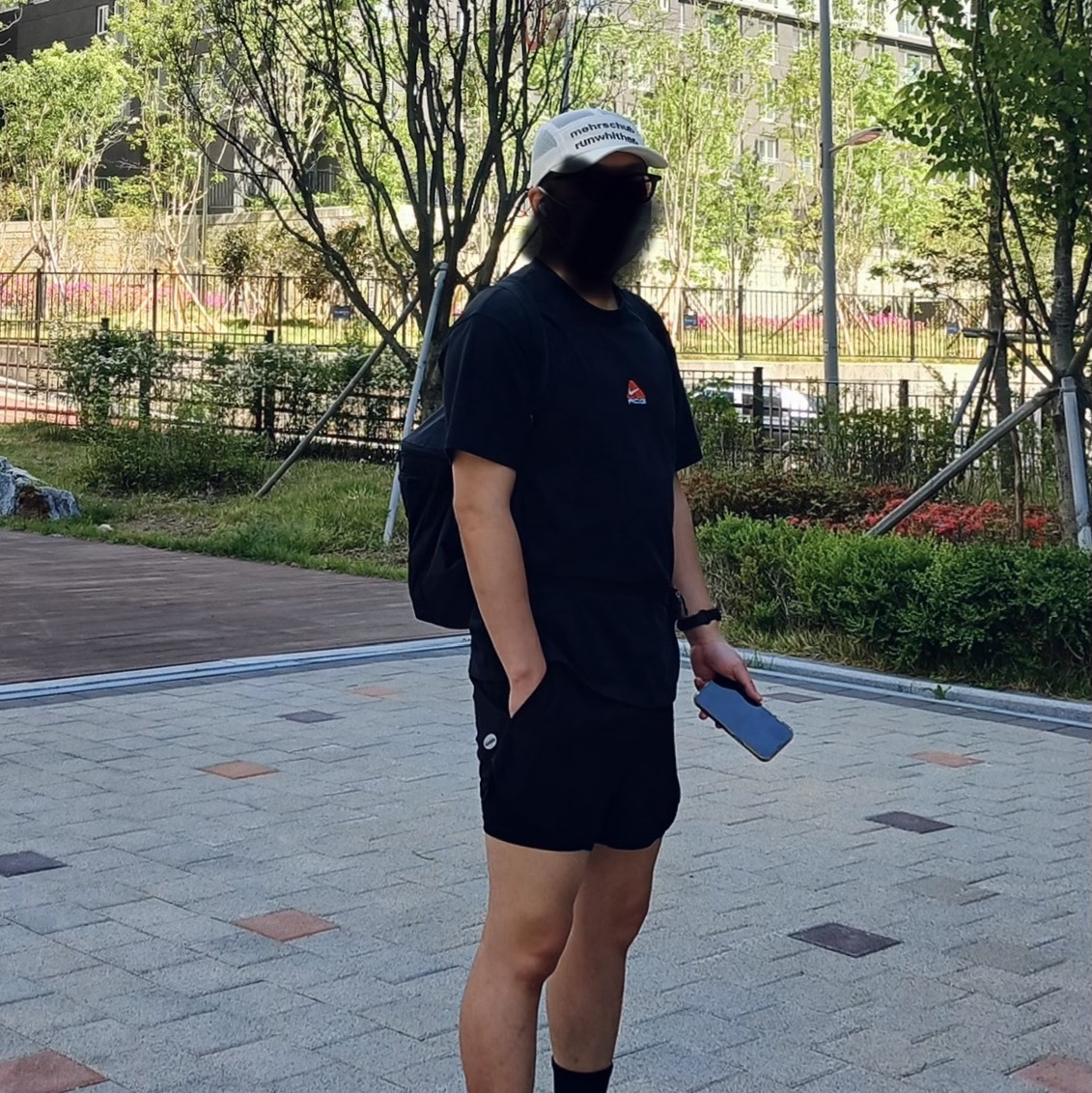 [KREAM 단독] runwhither Mesh Cap Ivory, Nike ACG LBR Lungs T-Shirt Black - Asia 착용 스타일 - 4