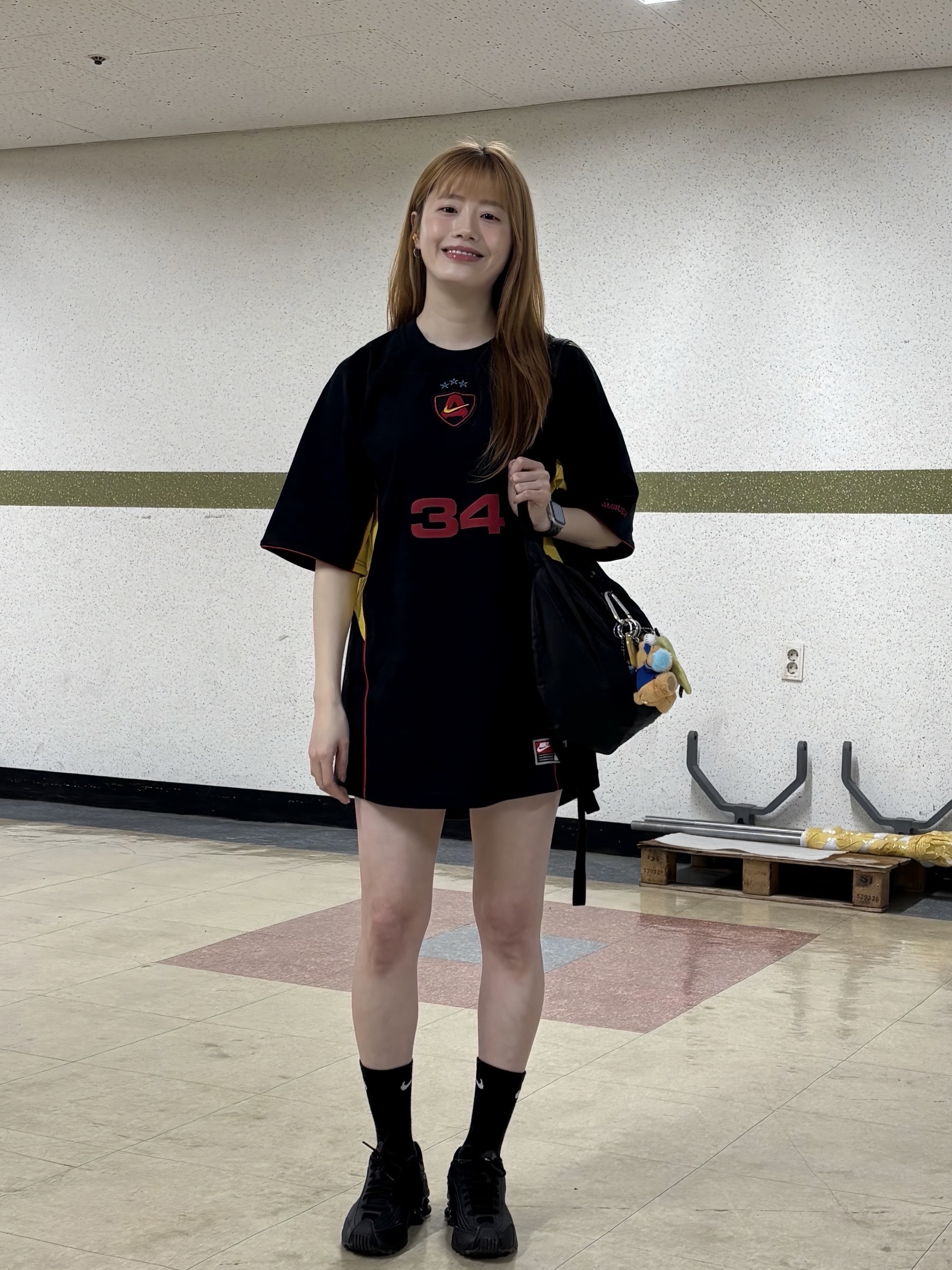 Nike x Ambush Jersey Top Black - Asia, (W) Nike Shox R4 Black 착용 스타일 - 8
