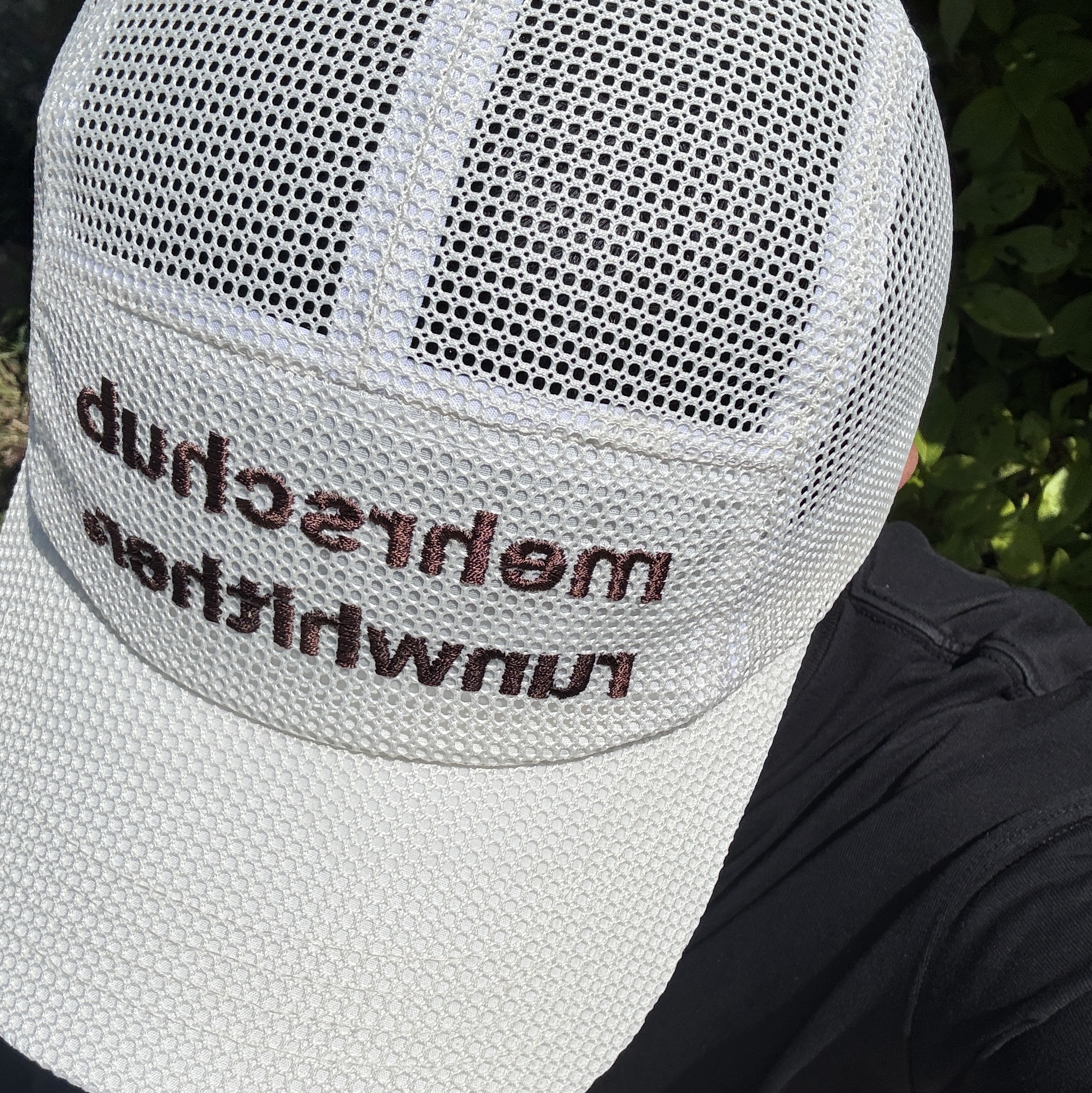[KREAM 단독] runwhither Mesh Cap Ivory, Nike ACG LBR Lungs T-Shirt Black - Asia 착용 스타일 - 2