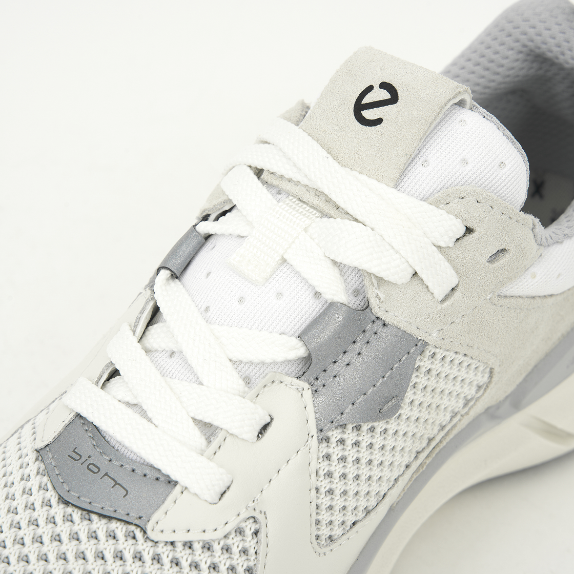 (W) 에코 바이옴 2.2 스니커즈 화이트((W) Ecco Biom 2.2 Sneakers White) - 7